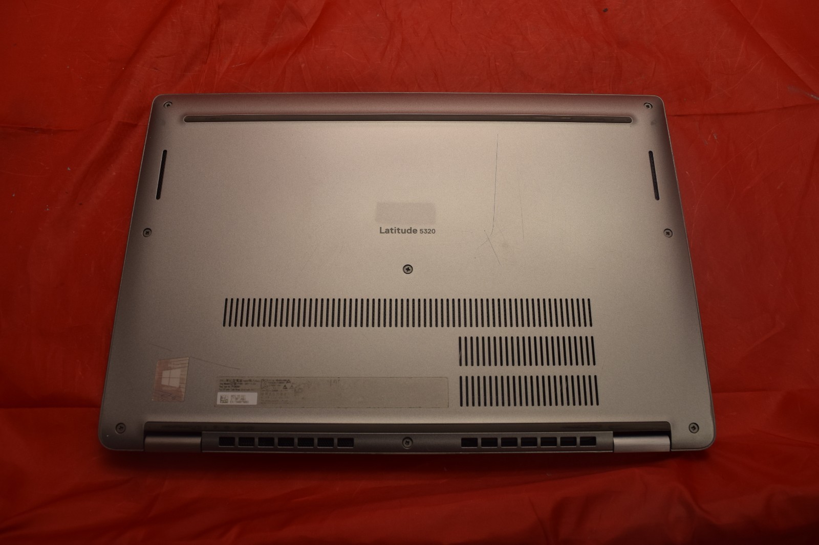 Dell Latitude 5320 Used 13.2″ i5-1135G7, 256GB NVMe, 8GB RAM, Touchscreen