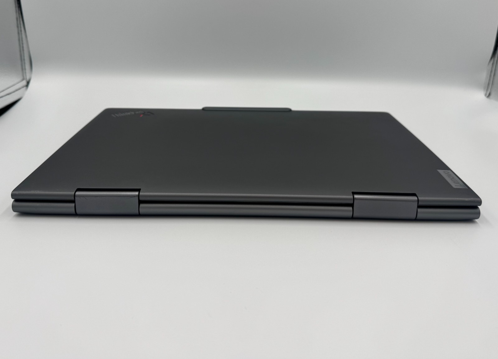 Lenovo ThinkPad X1 2-in-1 Gen 9 (2024) 14″ Core Ultra 5 135U 32 GB 512 GB NVME