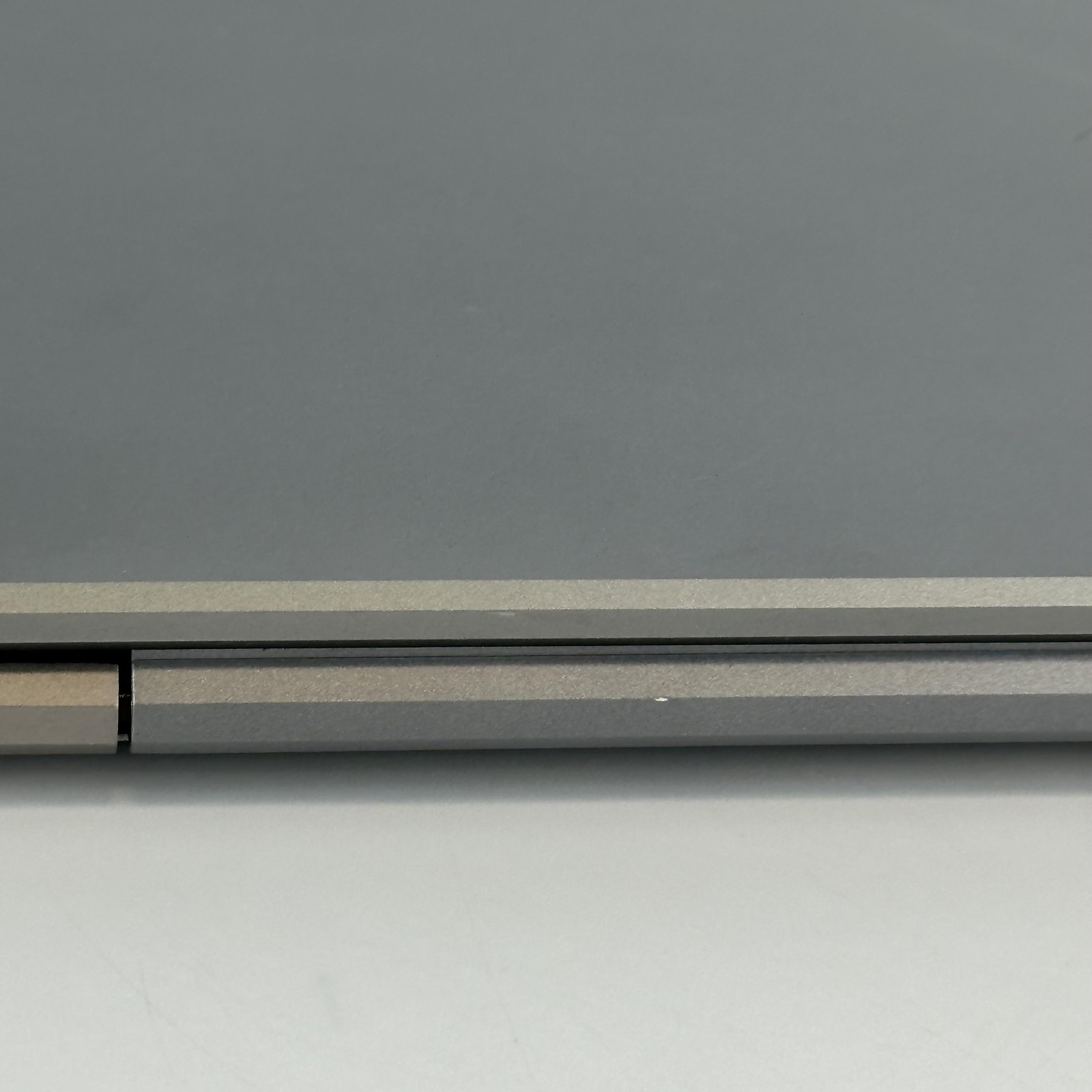 HP ZBook Firefly 14 G7 14 FHD TOUCH i5-10310U 1.70GHz 32GB 512GB SSD Very Good