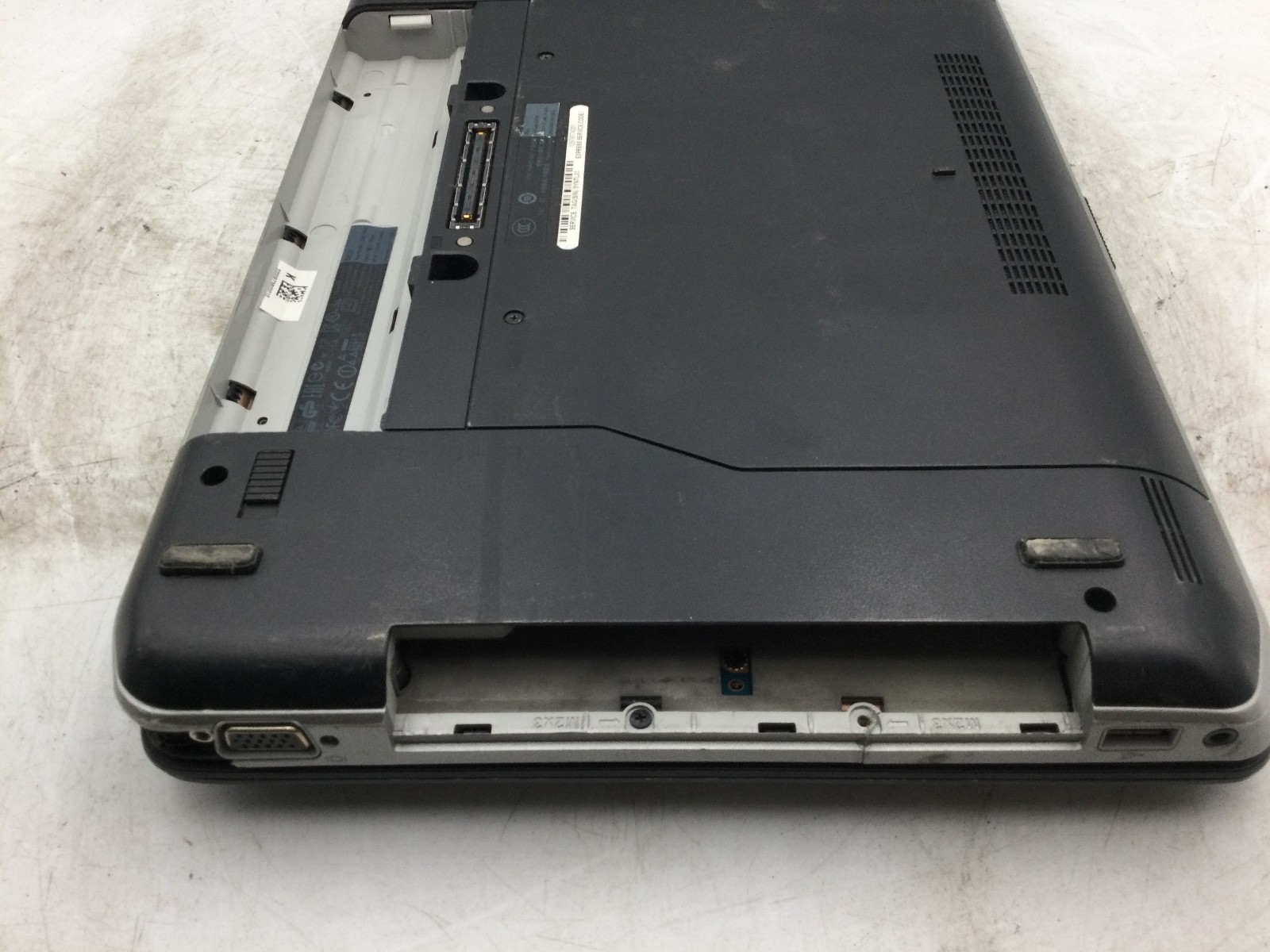 DELL LATITUDE E5430 – FOR PARTS – INTEL CORE I3 – NO RAM – READ DESCRIPTION – BB