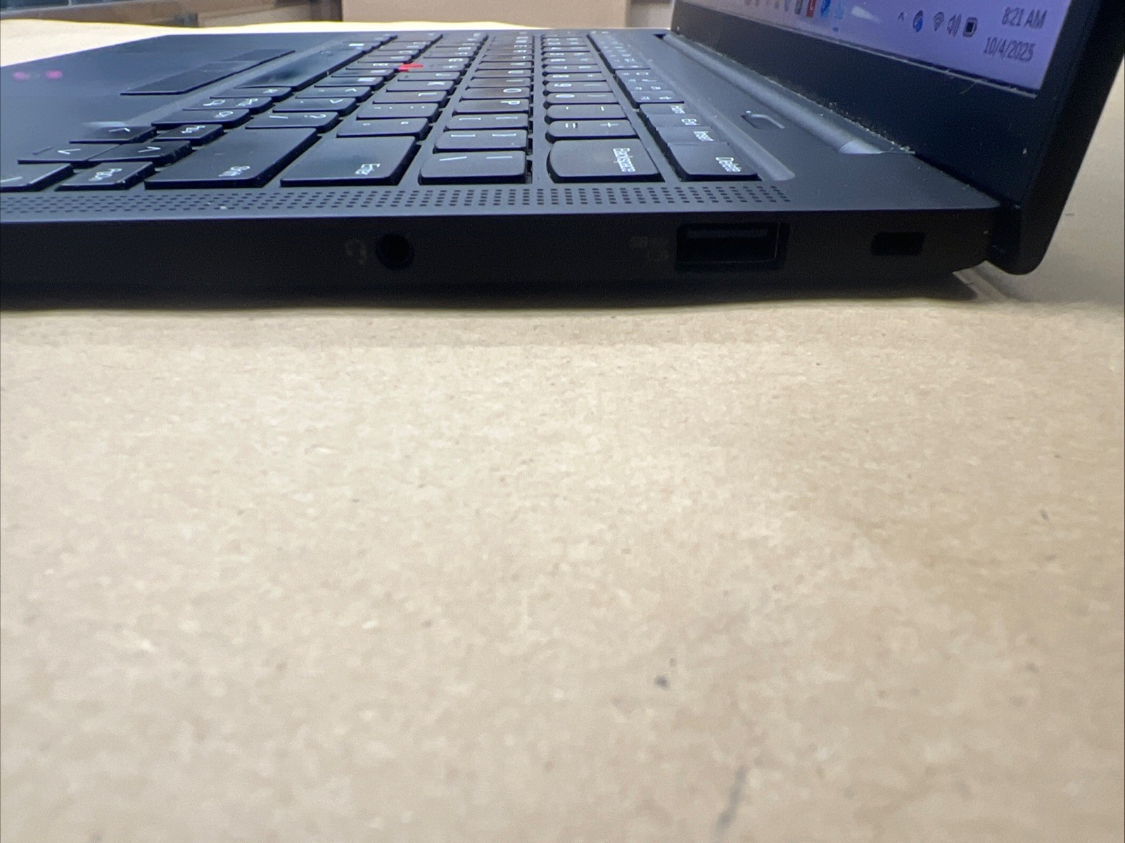 Lenovo ThinkPad X1 Carbon Gen 10 14″ i7-1280P 2TB SSD, 32gb Excellent