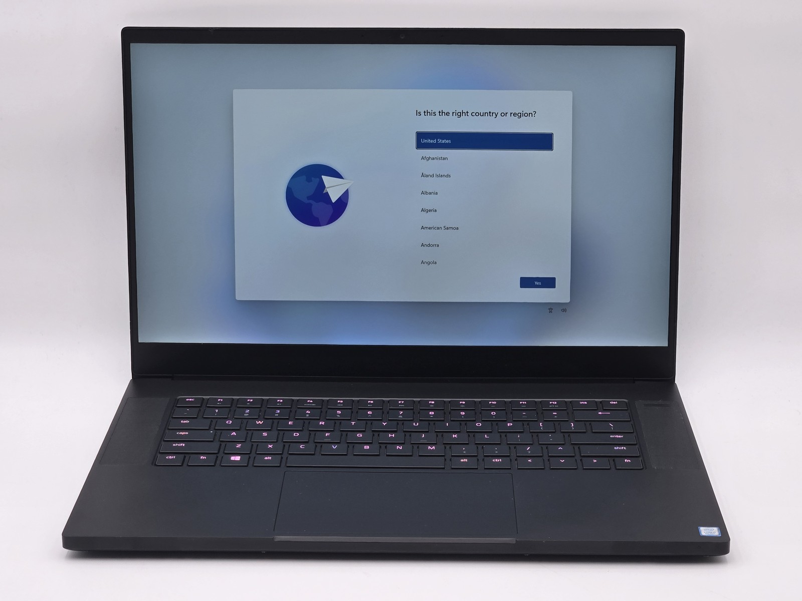 Razer Blade 15 2018 i7-8750H GTX 1060 16GB 1TB SSD Gaming READ Grade D