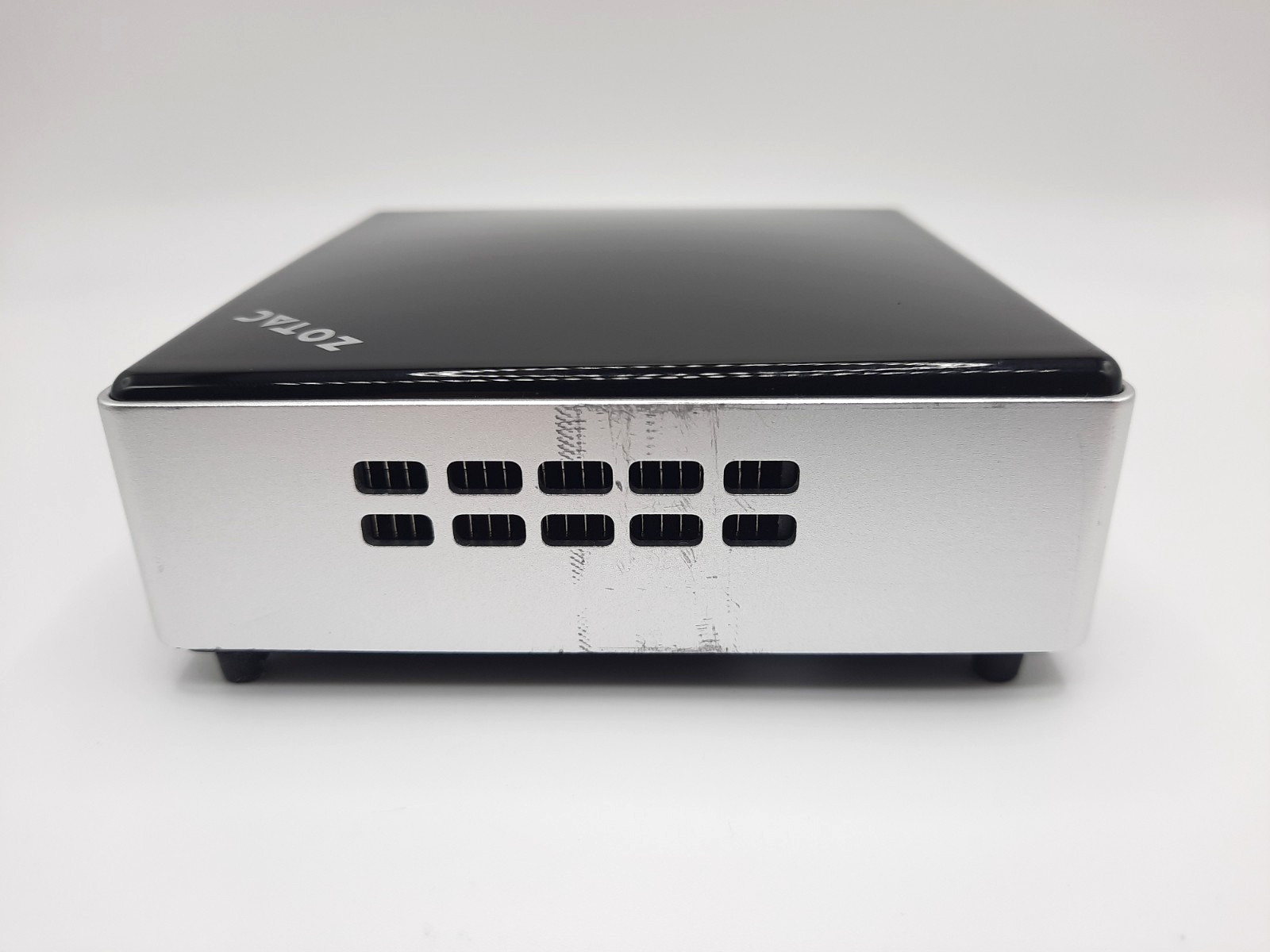 Zotac AD11 Plus Mini PC, 1.65 GHz AMD E-450 APU, 2 GB DDR3 RAM, Untested As-Is