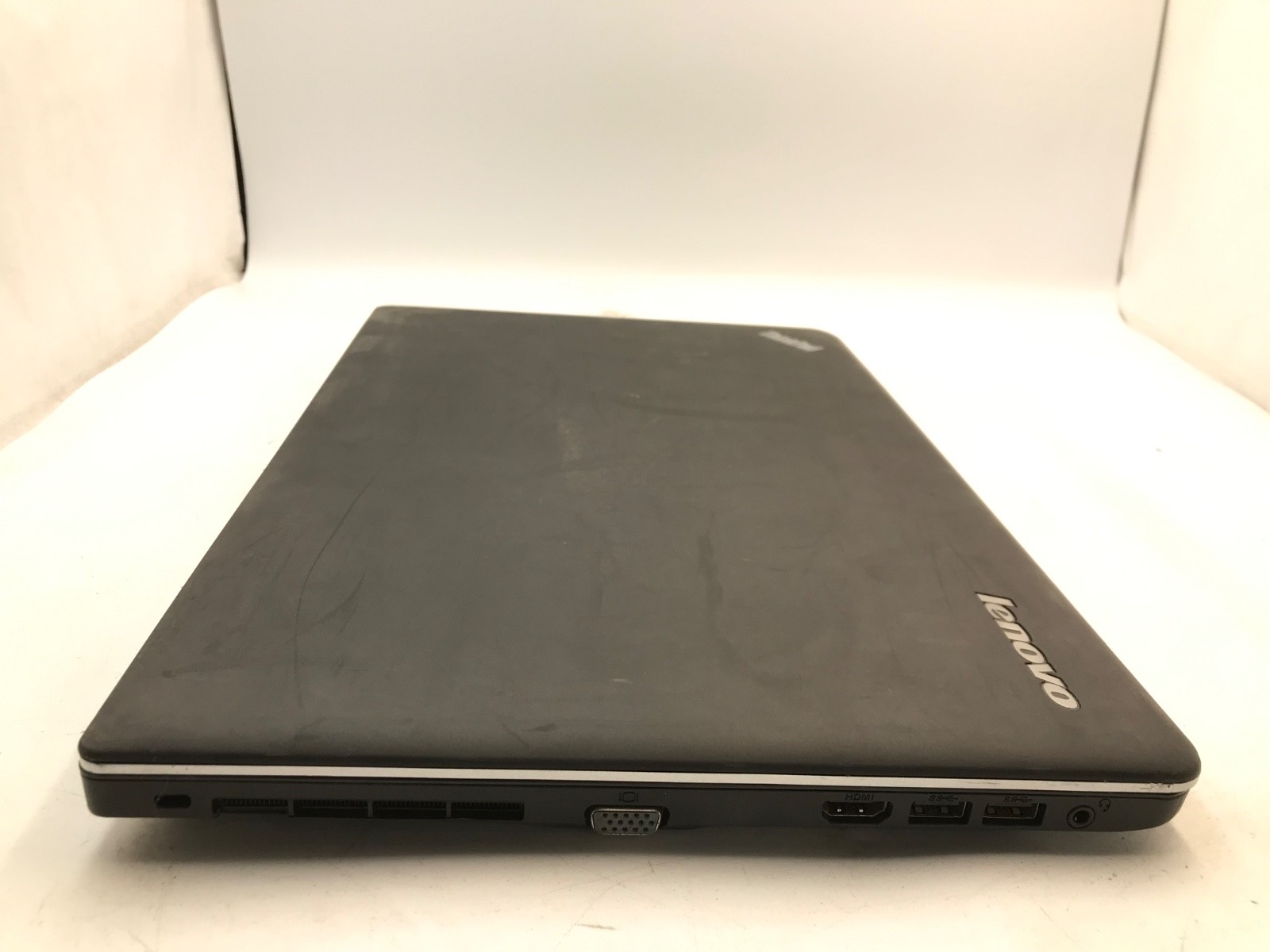 Lenovo ThinkPad E531 Intel i5-3230M 15″ -BOOTS/BROKEN DISPLAY