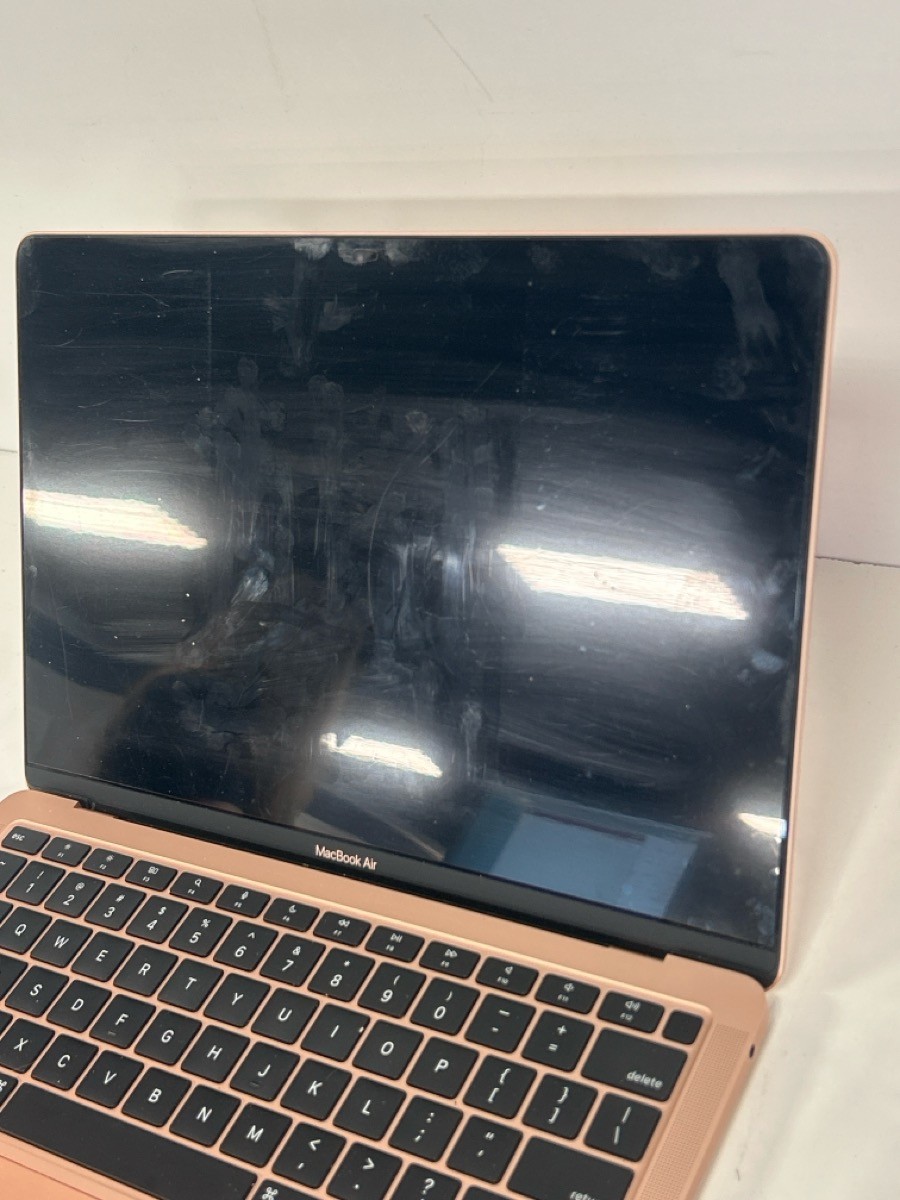 *LIGHT SCRATCHES* APPLE MACBOOK AIR A2337 (P17031610)