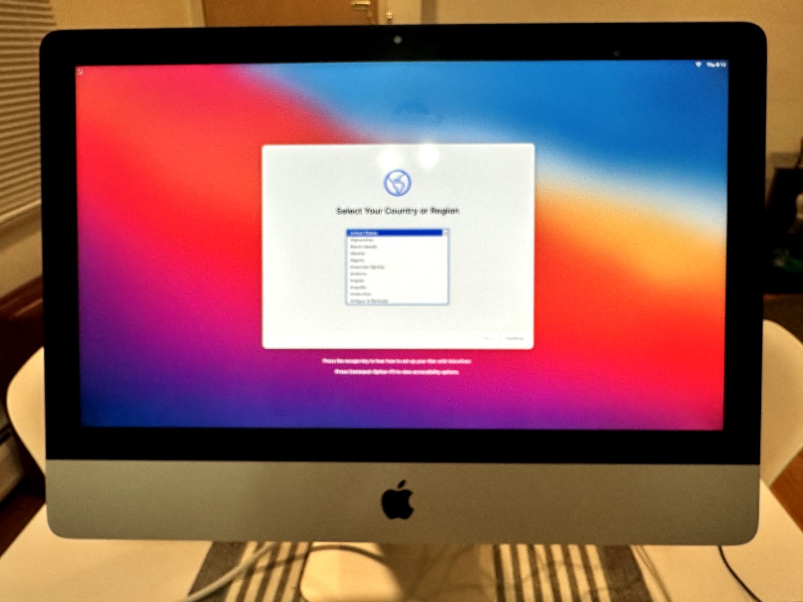 iMac 21′ year 2014 SSD 1TB Ram 8G macOS BigSur support 32 GB of ram