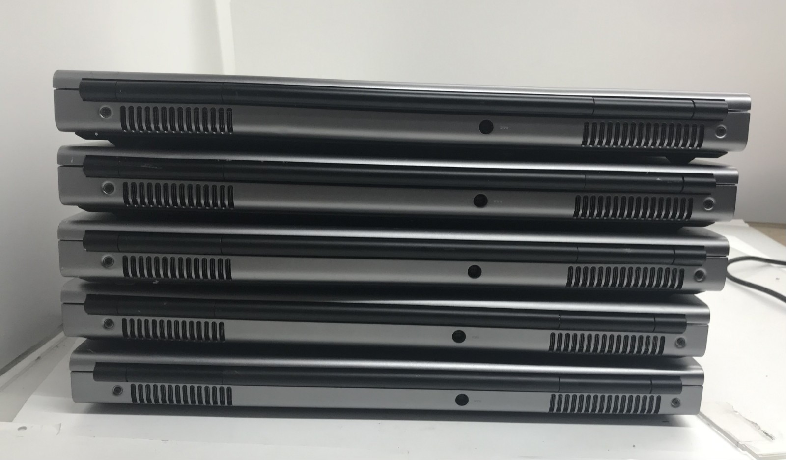 LOT-5 DELL PRECISION M6400 C2D-P8600@2.4GHZ 4GB RAM 128GB SATA SSDS W10 PRO *QTY