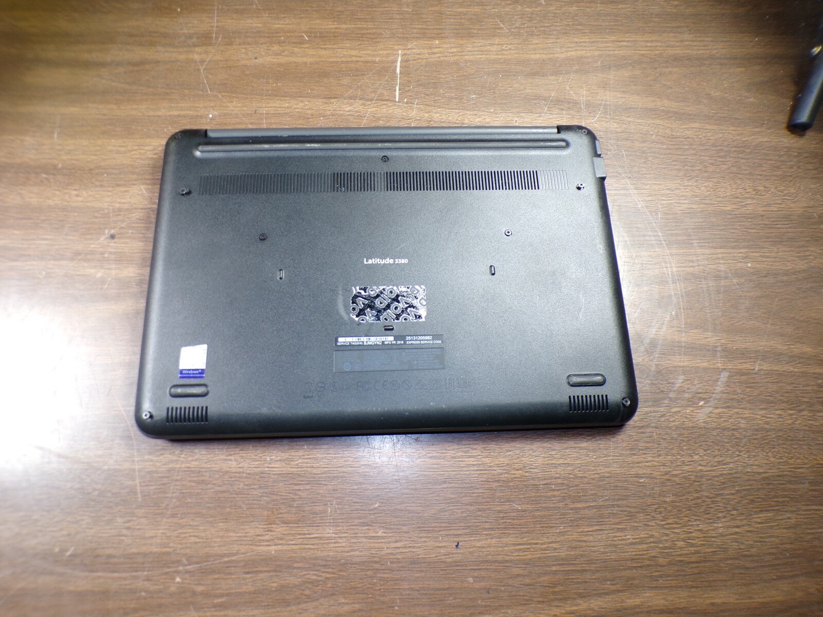 DELL LATITUDE 3380 INTEL CORE I3-6006U 2.00GHZ 16GB RAM **NO HD/ NO CADDIE