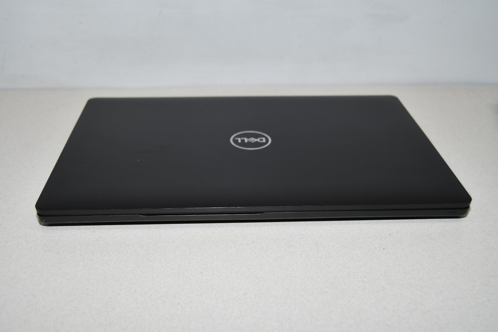 ^ Dell Precision 3540 15.6″ FHD i7-8665U 1.9GHz 16GB Ram 256GB SSD W11 #X7270