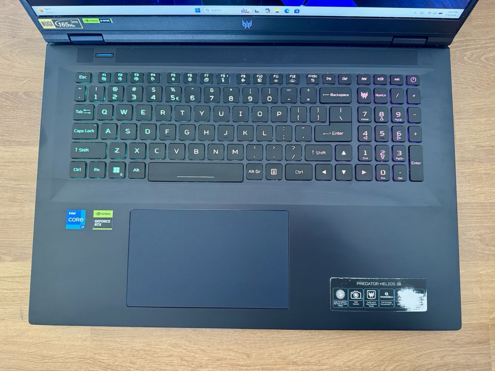 Acer Predator Helios 18 i7-13700HX 2.1GHz 24GB RAM 1TB NVMe SSD GeForce RTX 4060