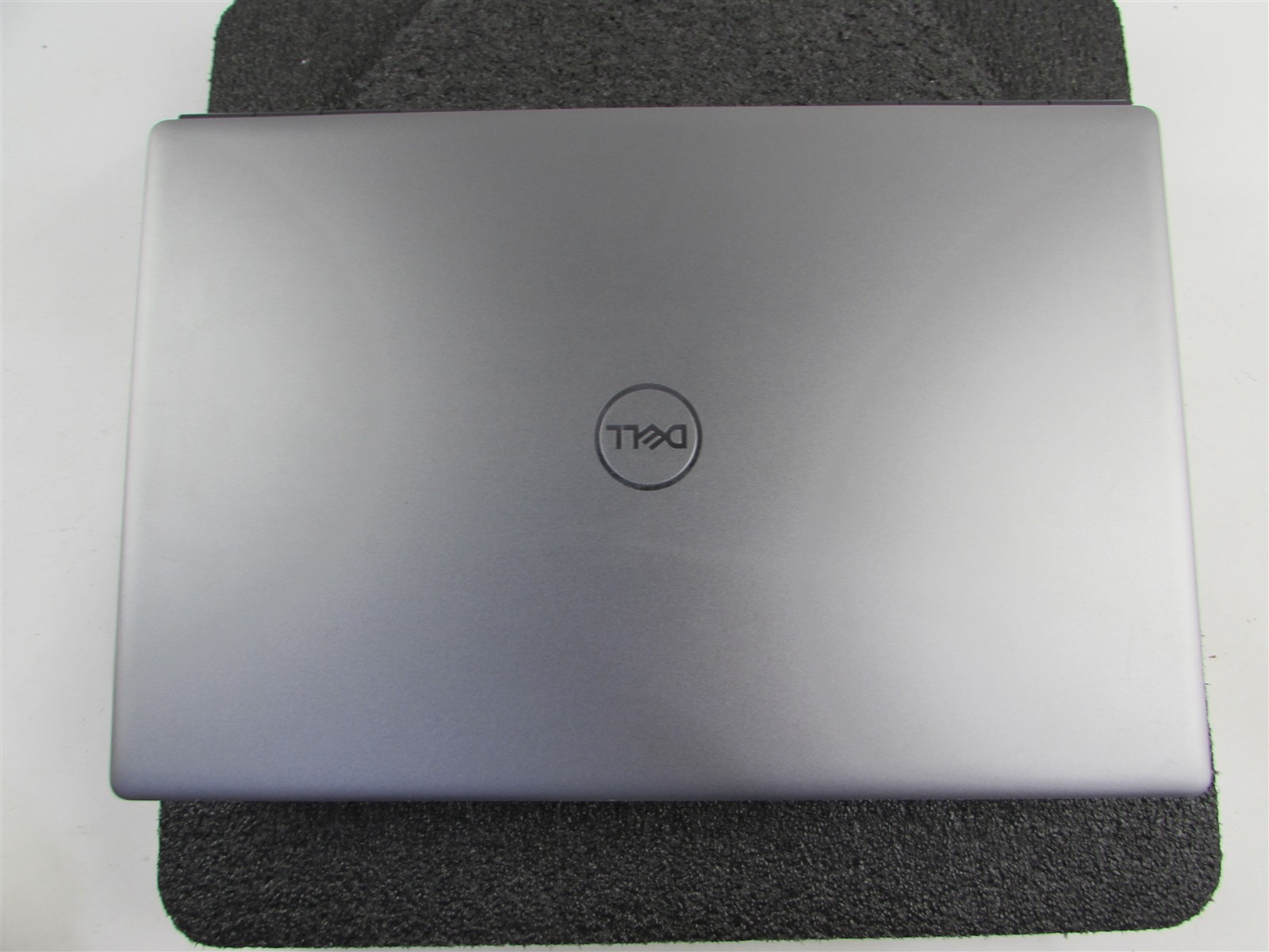 DELL PRECISION 7760 1920X1080 I7-11850H 1TB 32GB NVIDIA RTX A4000 WIN 11 PRO