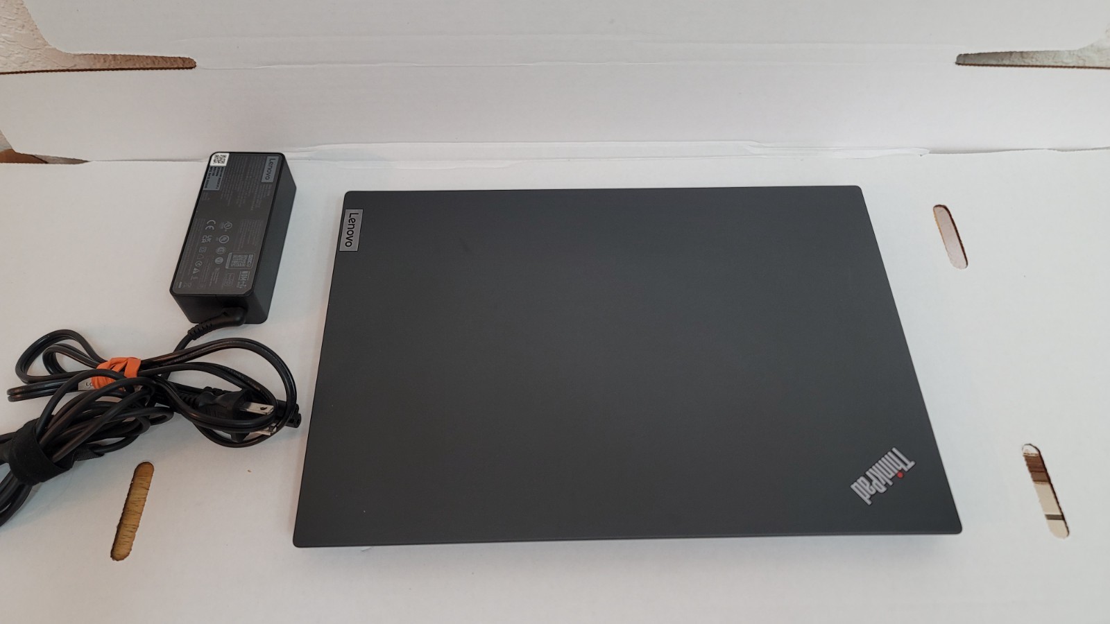 LENOVO ThinkPad T14s 11th Gen i7-1185G7 W11Pro 16GB 256GB SSD TouchScreen!