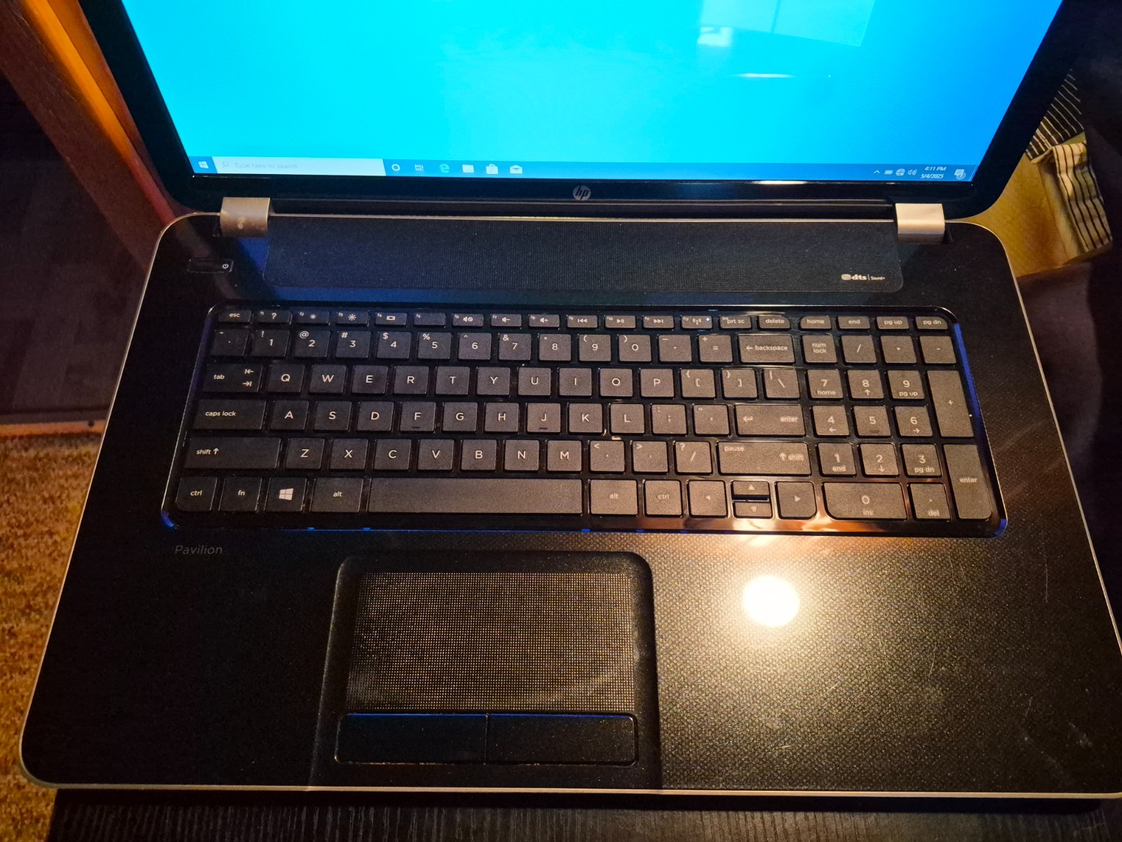 HP PAVILION 17, E110DX 17.3″, 720G HD, 4GRAM, AMD A8-4500 1.9 GHz Quad, Win10