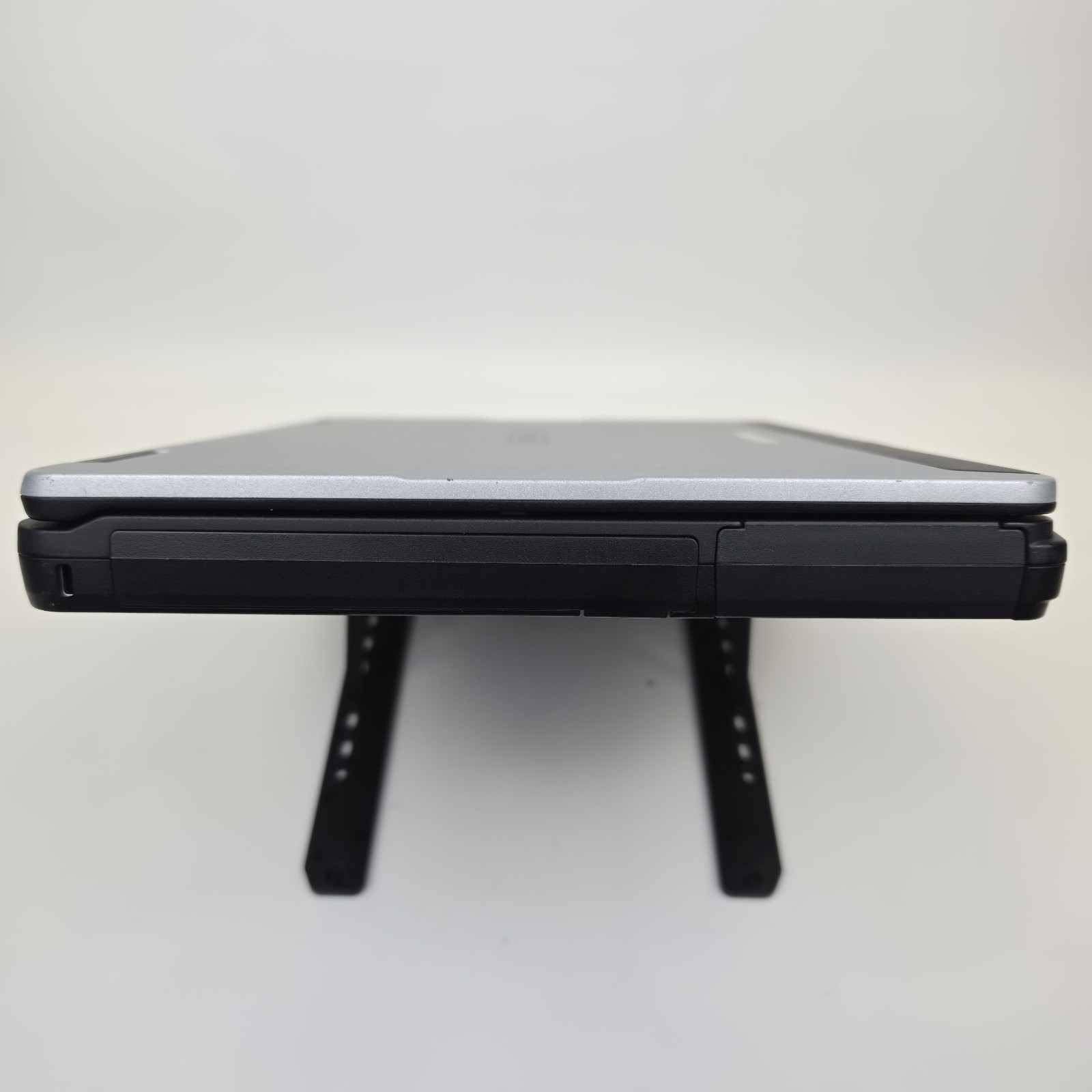 Panasonic Toughbook FZ-55 MK2 FHD I7-1185G7 32GB 512 NO OS/AC