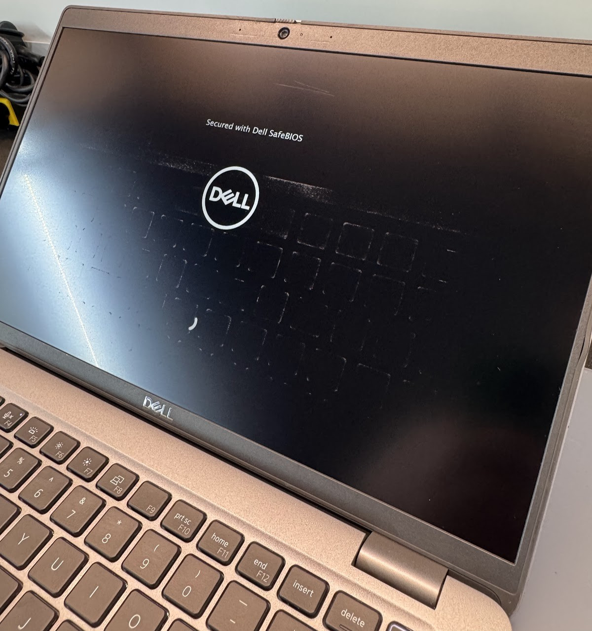 Dell Latitude 5440 14″ INTEL CORE i5-1345U 256GB SSD 8GB RAM WINDOWS 11 *READ*