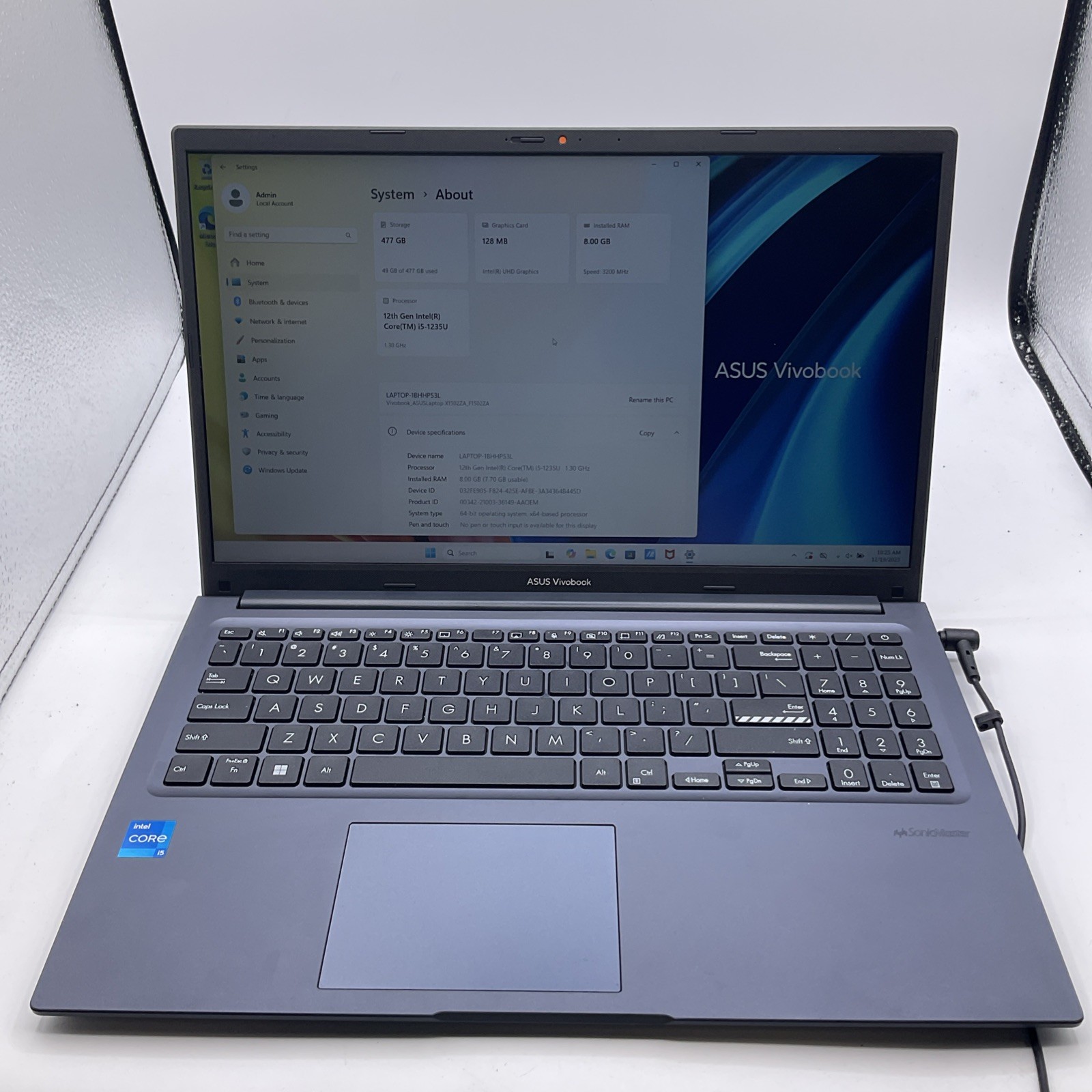 ASUS Vivobook F1502ZA-WS51 15.6″ i5-1235U 8GB RAM With Dell Backpack PO1520P