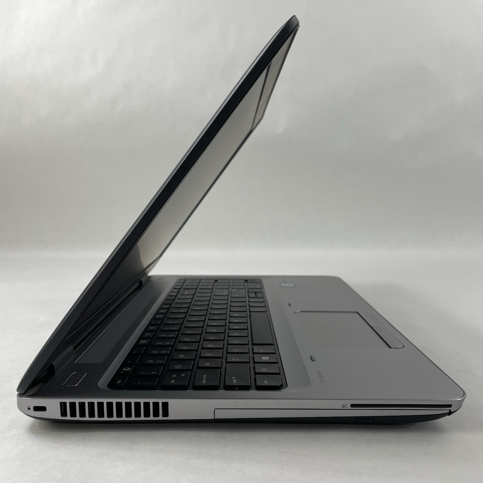 HP ProBook 650 G2 15.6″ i5-6200U 2.30 GHz 8 GB RAM No SSD/OS/AC/Battery