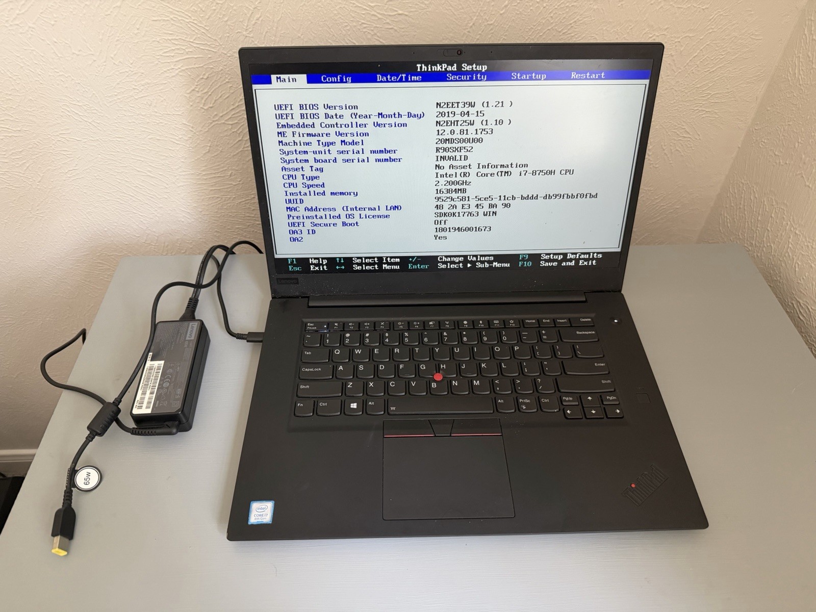 Lenovo ThinkPad P1 Gen1 15.6″ Intel i7-8750H 2.2GHz No Ram/HDD w/ Power Supply