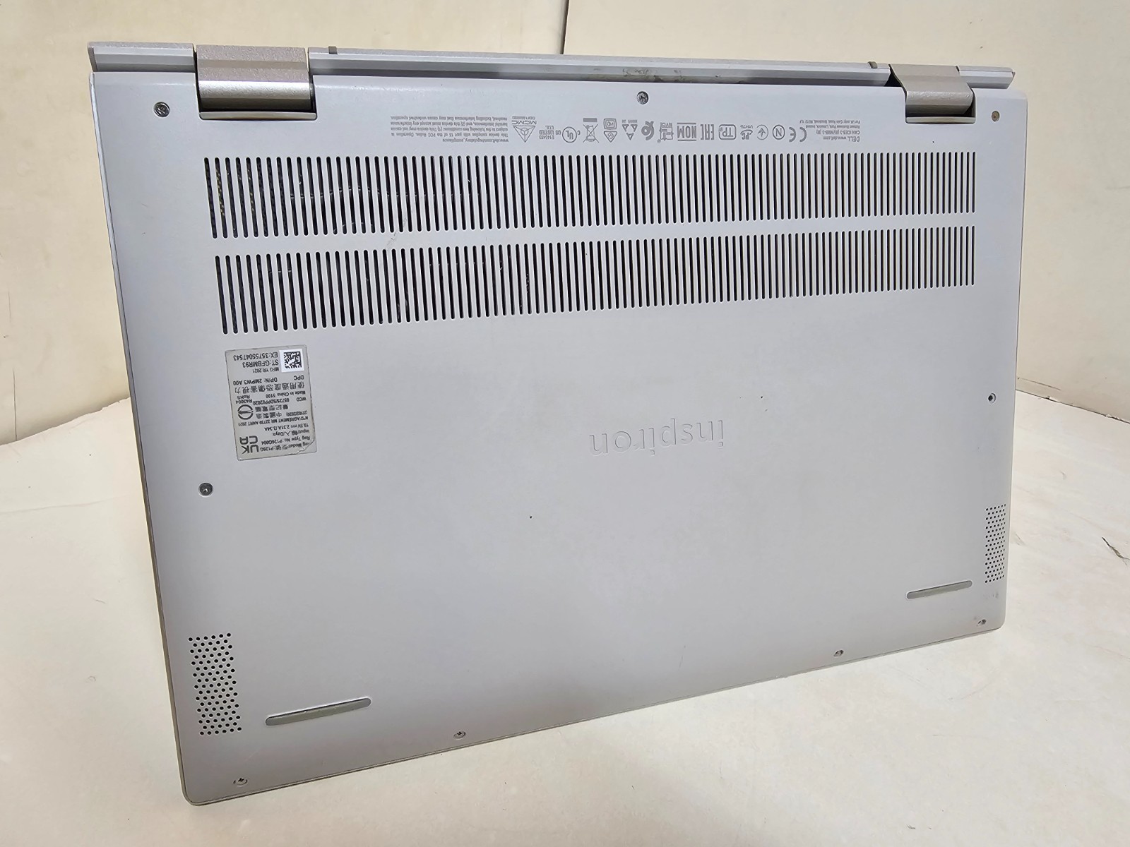 Dell Inspiron 5406 2-in-1 Laptop – 2.4 GHz i5-1135G7 16GB 512GB 14″ Touchscreen