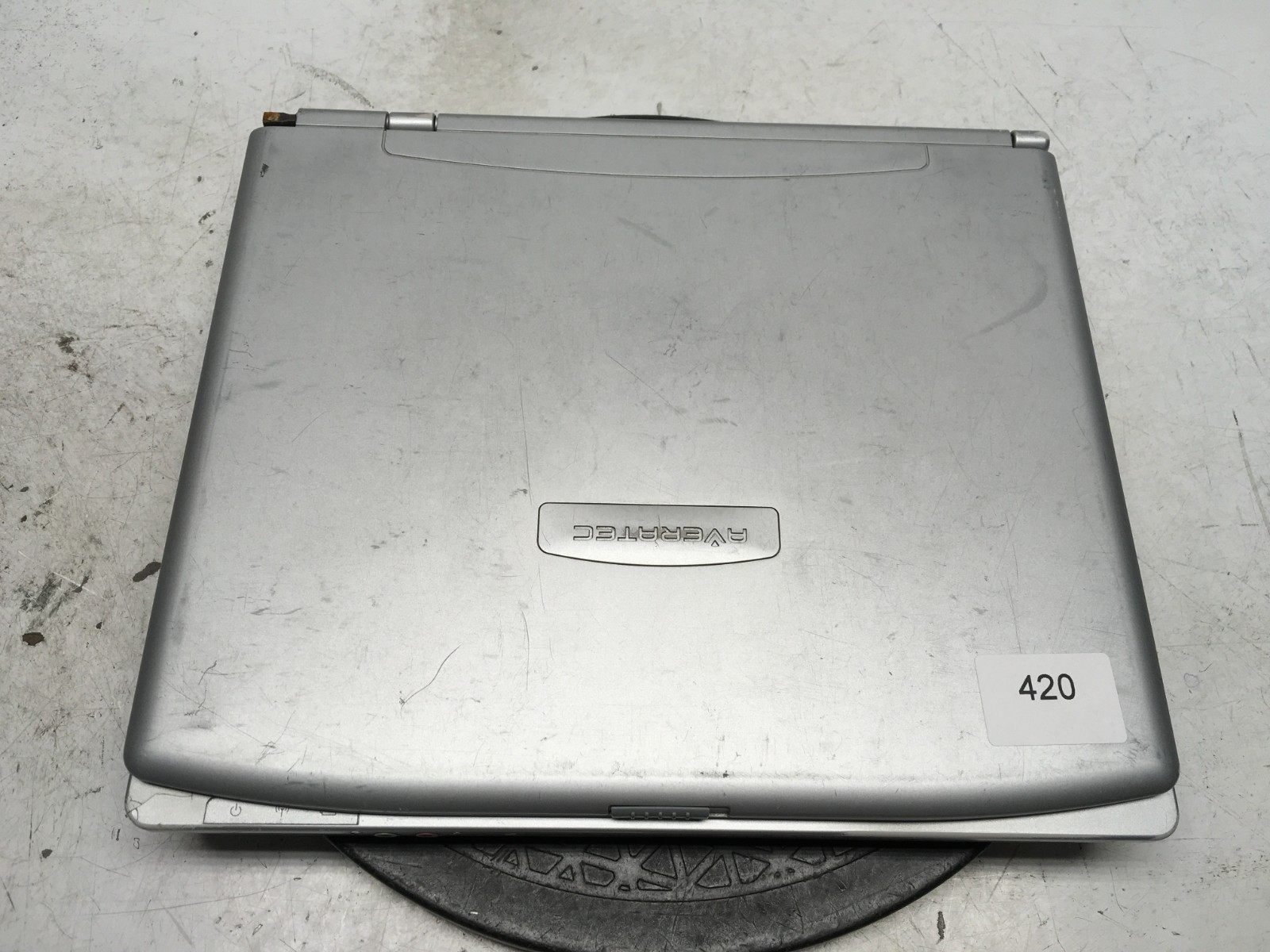 Averatec 3200 AMD Mobile Athlon XP 512 MB NO HDD