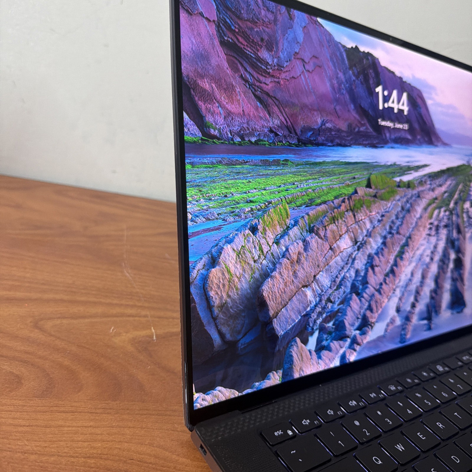 Touch Dell Precision 5550 | Xeon W-10855M | 32GB RAM 512Gb NVIDIA Quadro T1000