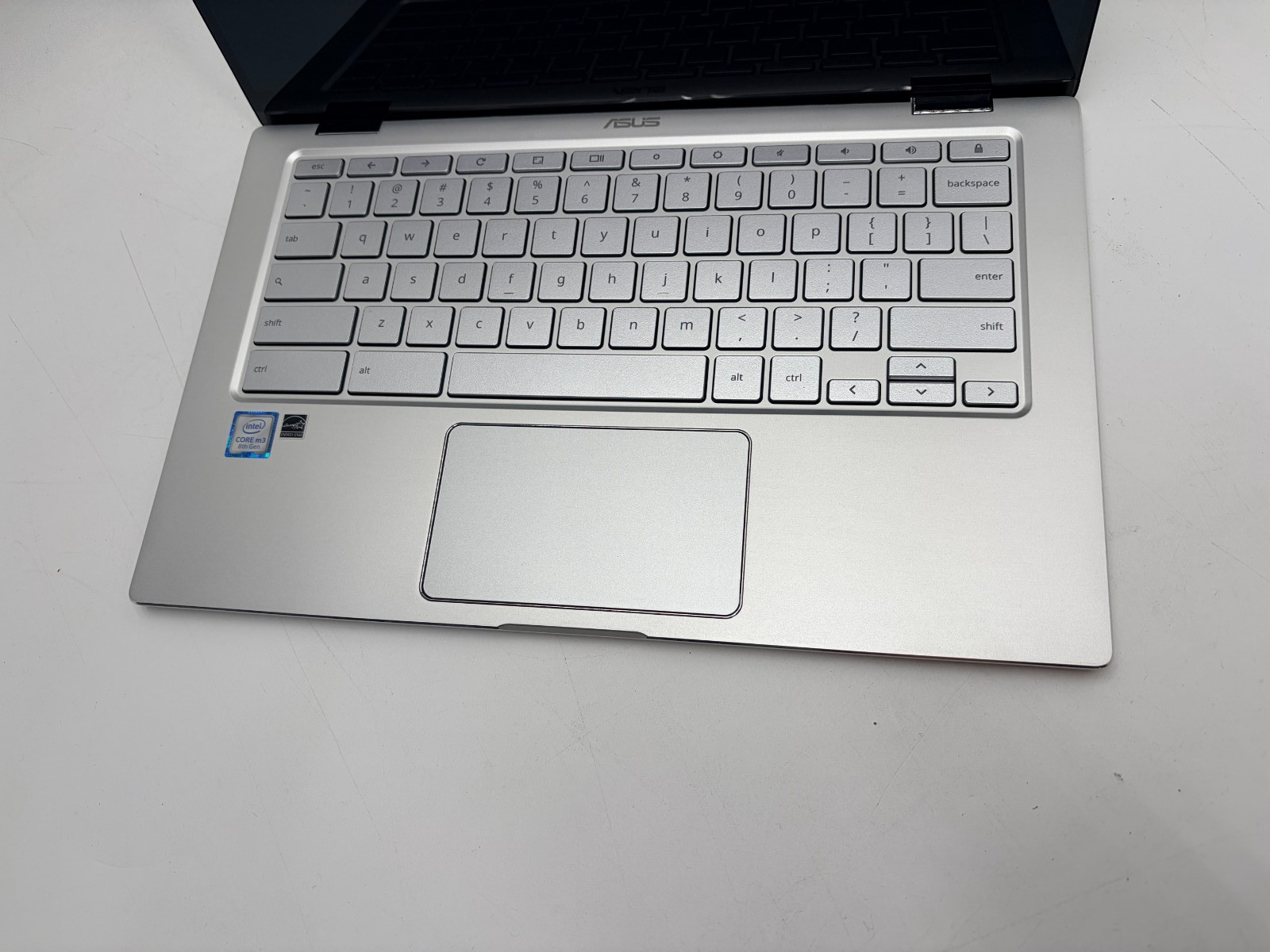 ASUS Chromebook (C434T) 14” Laptop | m3-8100Y @ 3.40GHz | 8GB RAM | 64GB HDD