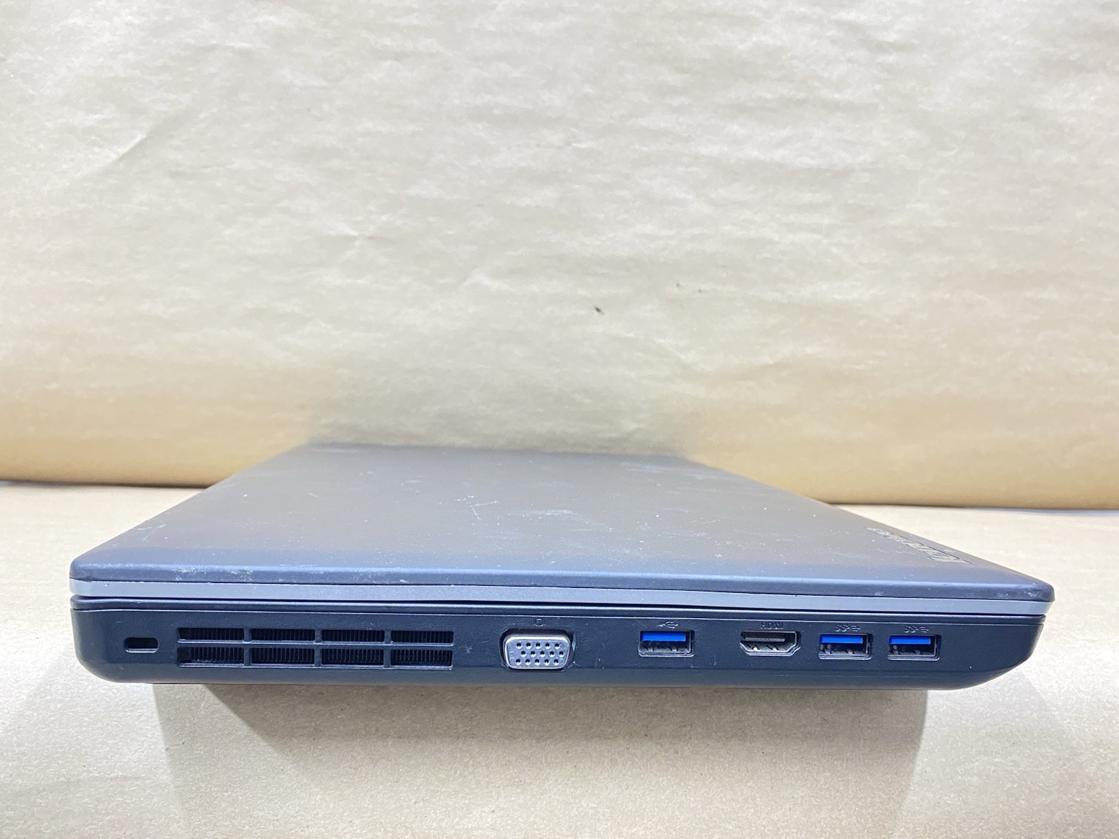 Lenovo E545 – 16″ 1366×768 – AMD A6-5350M – 8GB – 128GB SSD – Win 10 Pro