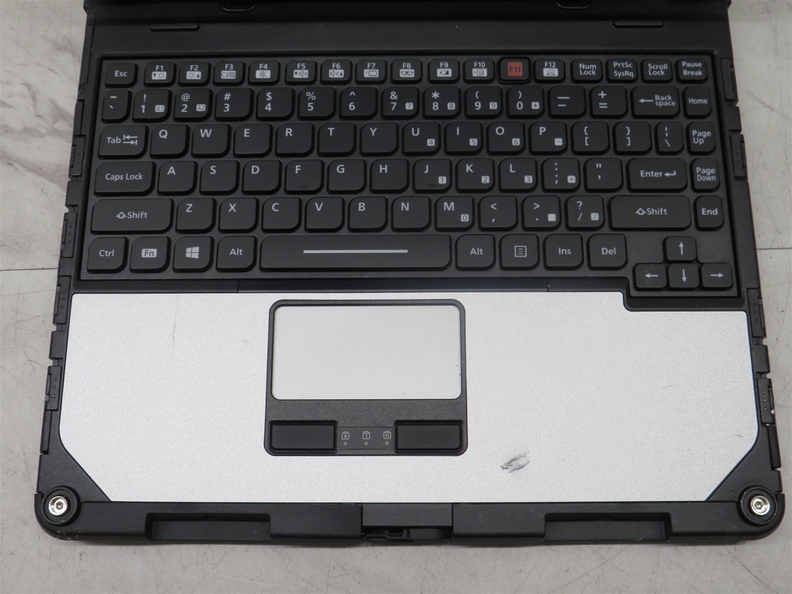 Panasonic Toughbook CF-33 Intel i5-10310U@1.7GHz 16GB RAM Laptop 3220Hrs