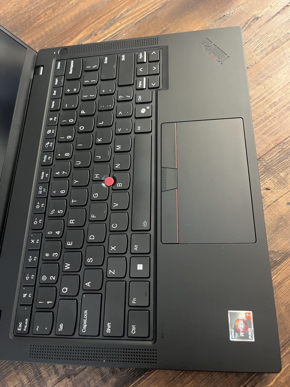 Lenovo ThinkPad T14 Gen 5 Ryzen 7 PRO 8840HS 32GB RAM 512GB SSD Win11H