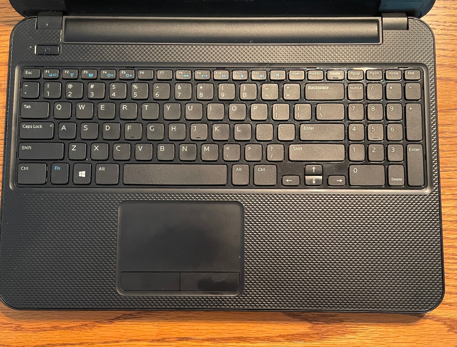 DELL INSPIRON 15-3537 Laptop 15″ *TOUCH* i3 256gb+1tb Linux Mint 22.3-extras-24