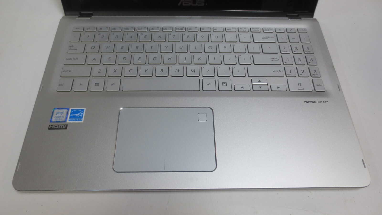 ASUS Q505UA-BI5T7 | INTEL CORE I5-8250U 1.60GHZ | 256GB | 12GB | Win10