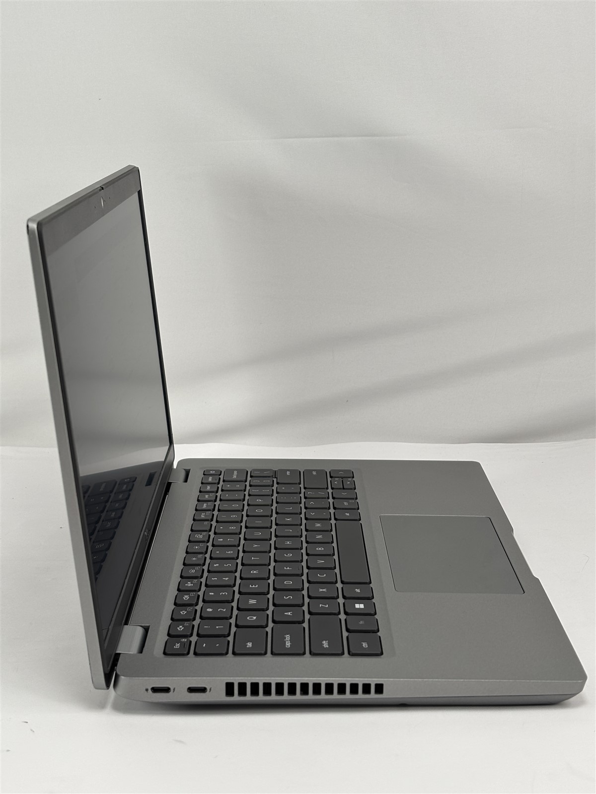 Dell Latitude 5431 14″ i7-1270P 16GB 256GB SSD 1080p USB-C Business Laptop