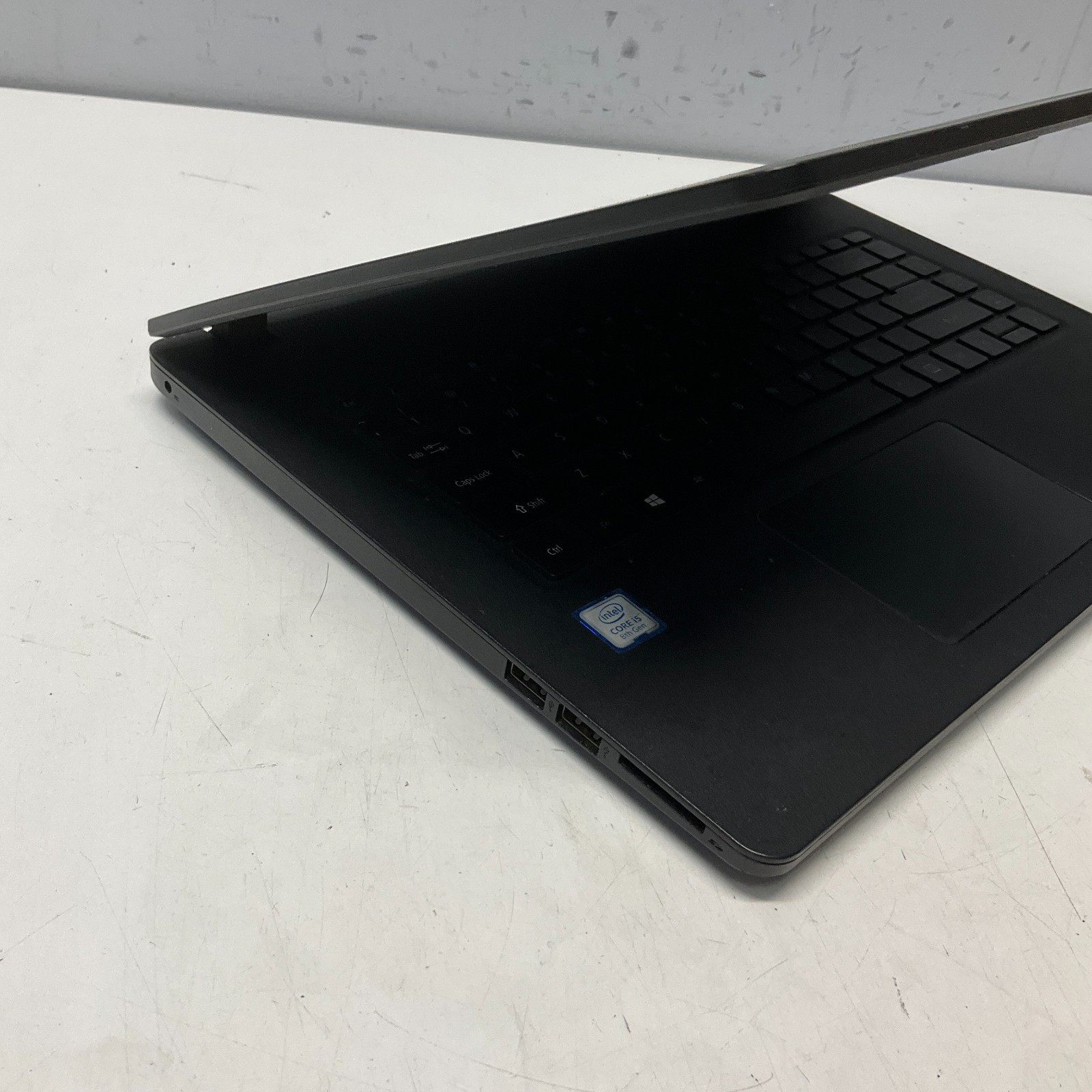 Acer TravelMate P214-51 14″ Intel Core i5-8250U @ 1.60 GHz 8GB 128GB SSD Win 11