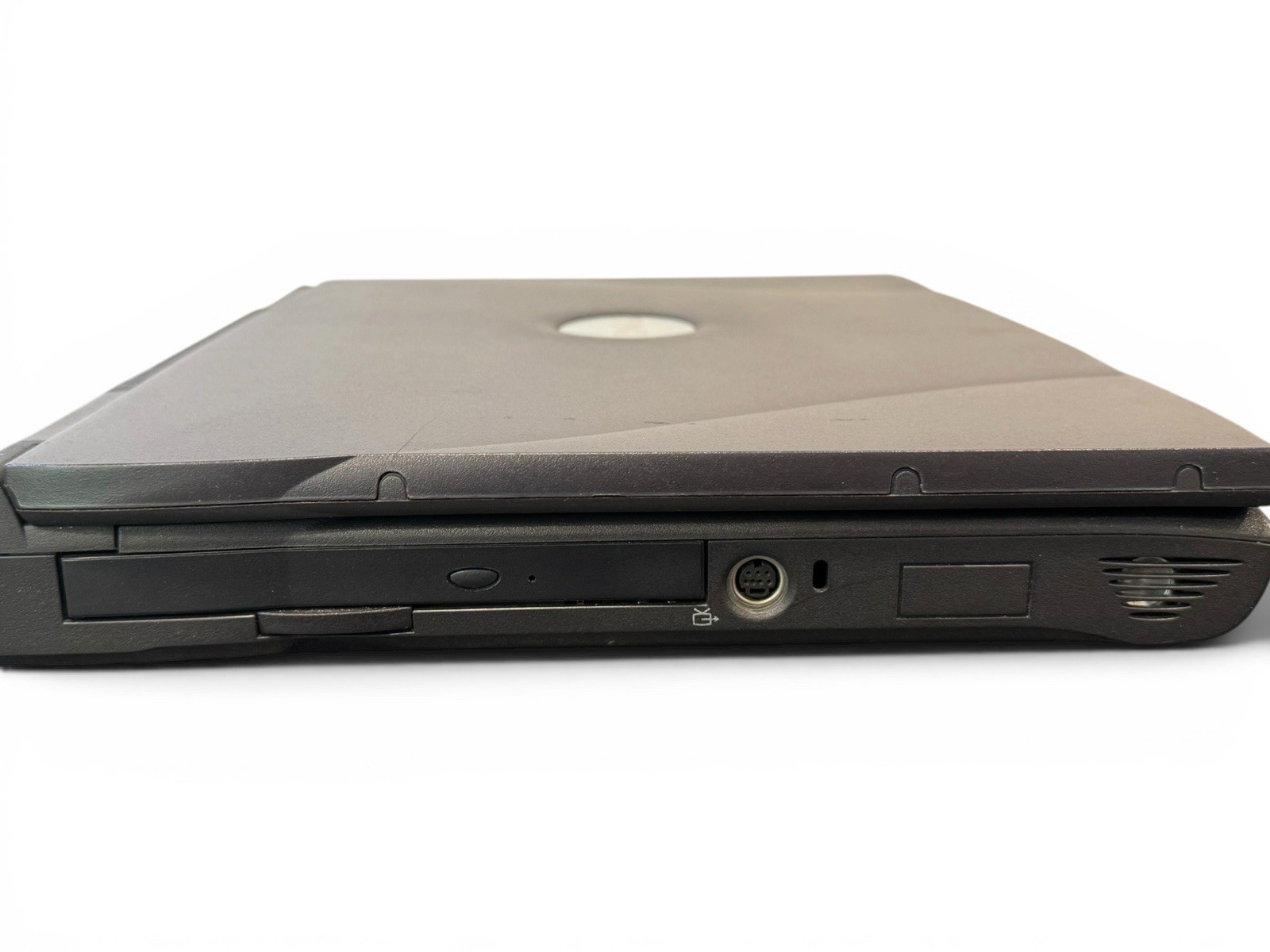 Vintage Dell Latitude C810 PP01X Laptop Pentium III 1.13GHz/256MB/CD/NO HD/Cord
