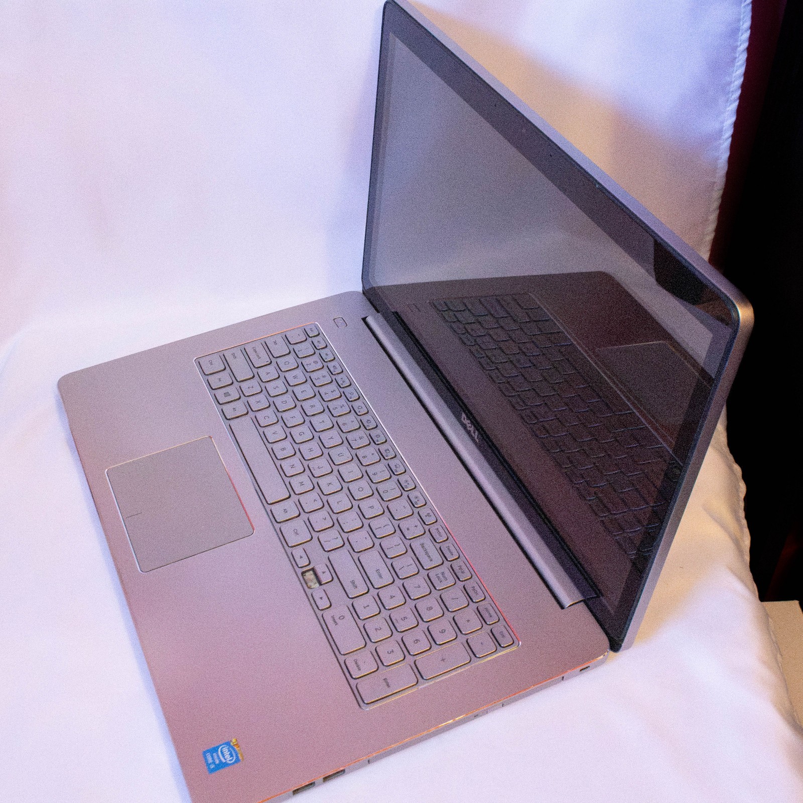 17″ Dell Inspiron 7737 Intel i7-4500U @1.80Ghz 500G SSD 8GB RAM – For Parts