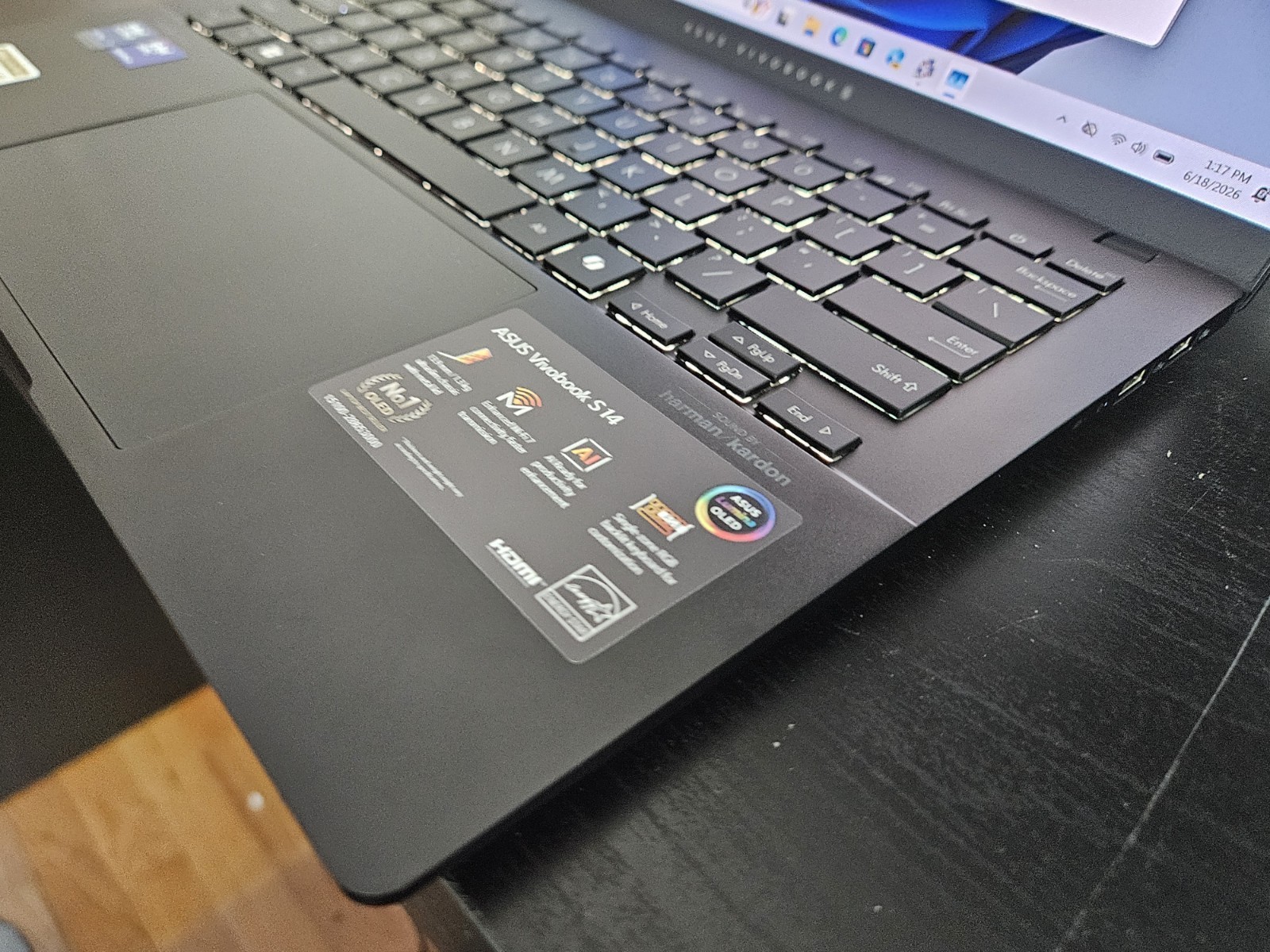 ASUS S5406SA-WH79 Vivobook S 14 14″ WUXGA Ultra 7 258V 2.2GHz Intel Arc Graphics