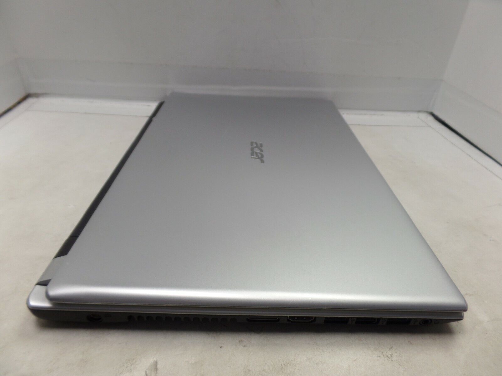 Acer Aspire Touch V5-571P-6609 15.6″ 1.80Ghz i5-3337U 8GB 1TB Win10 Backlit KB
