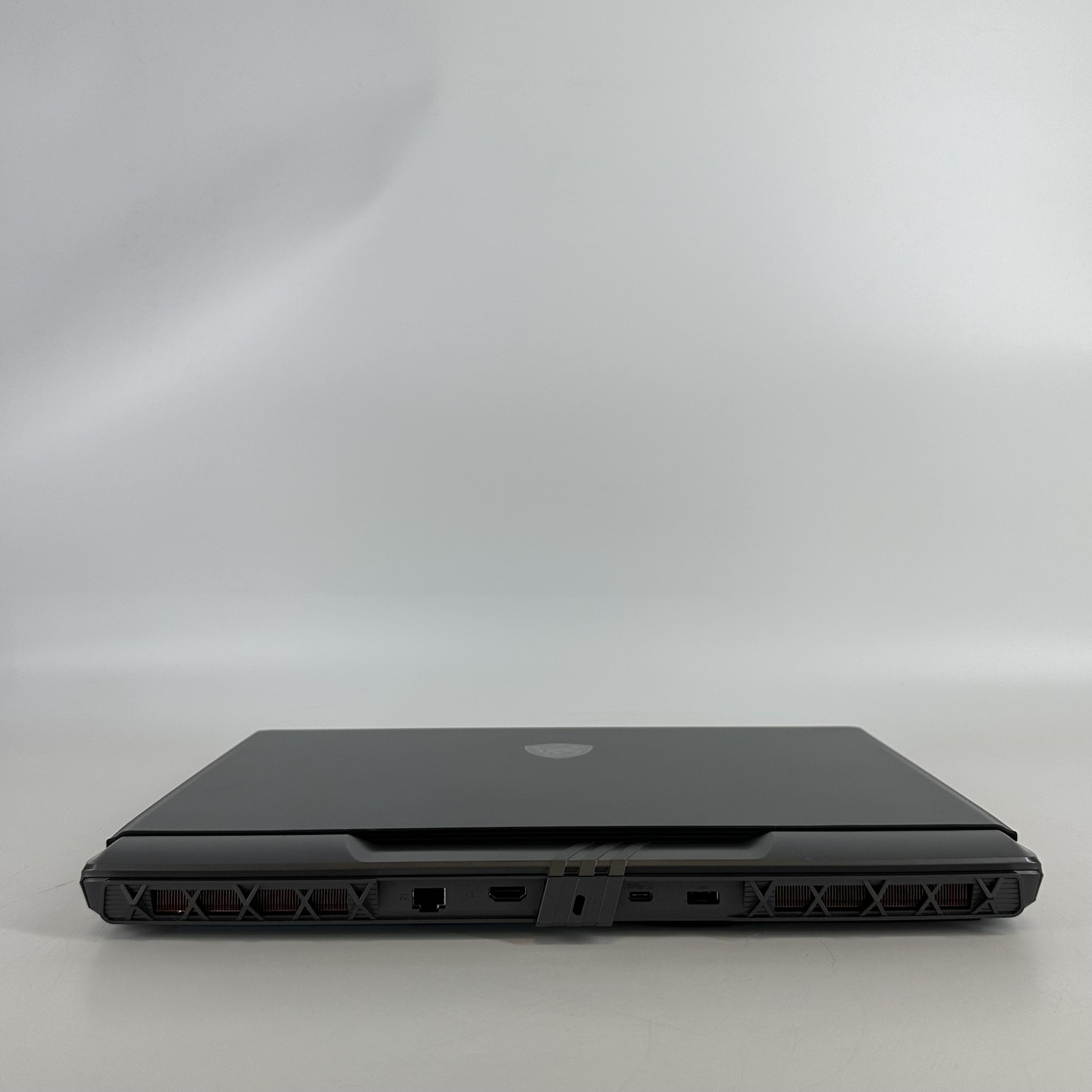 MSI Vector 17 HX 240Hz QHD+ 2.2 GHz i9-14900HX 32GB 1TB SSD RTX 4070 Excellent