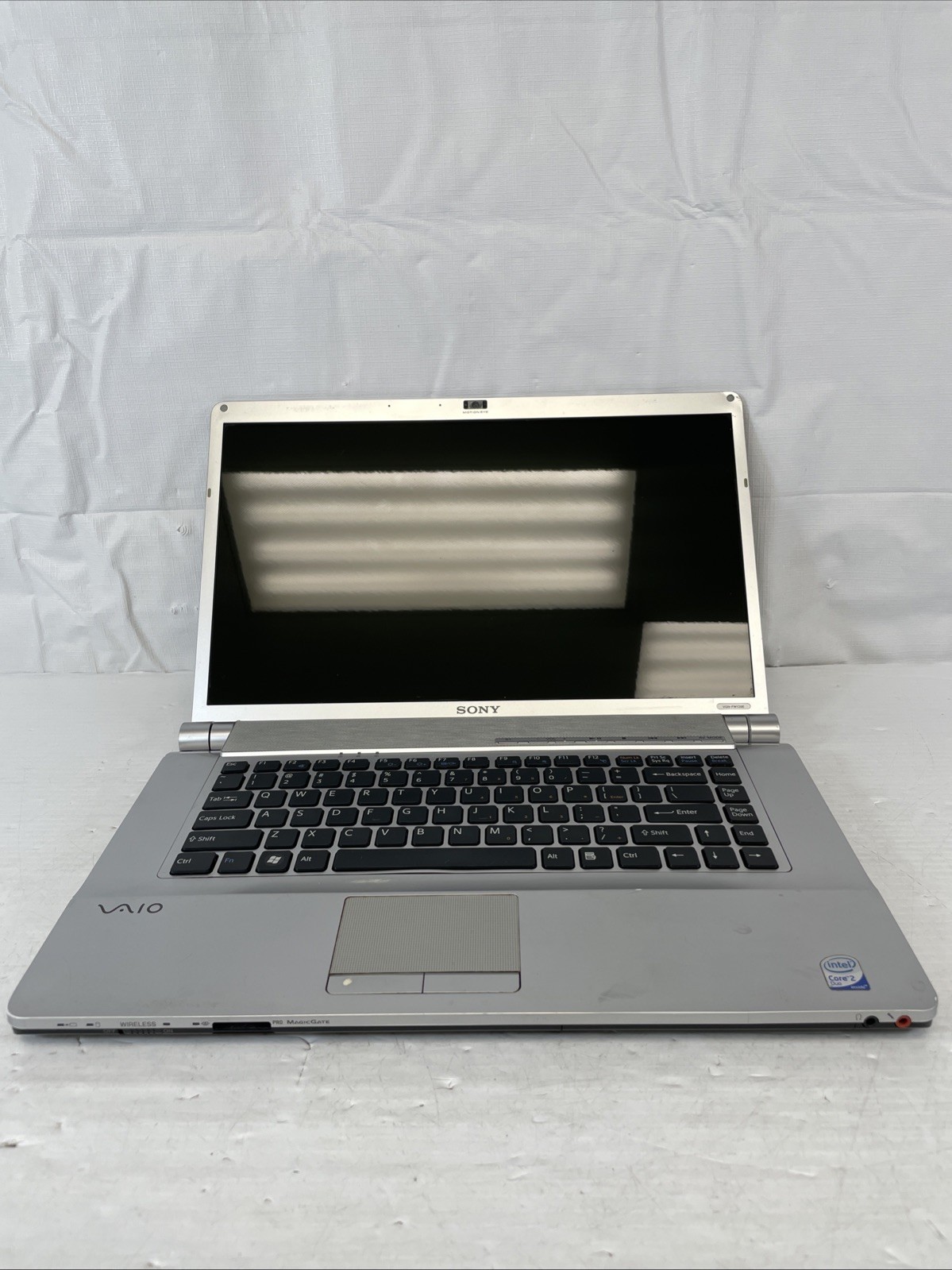 Sony VAIO VGN-FW139E Intel Core 2 Duo 2.26GHz 3GB RAM 250GB HDD Radeon Win10 Pro