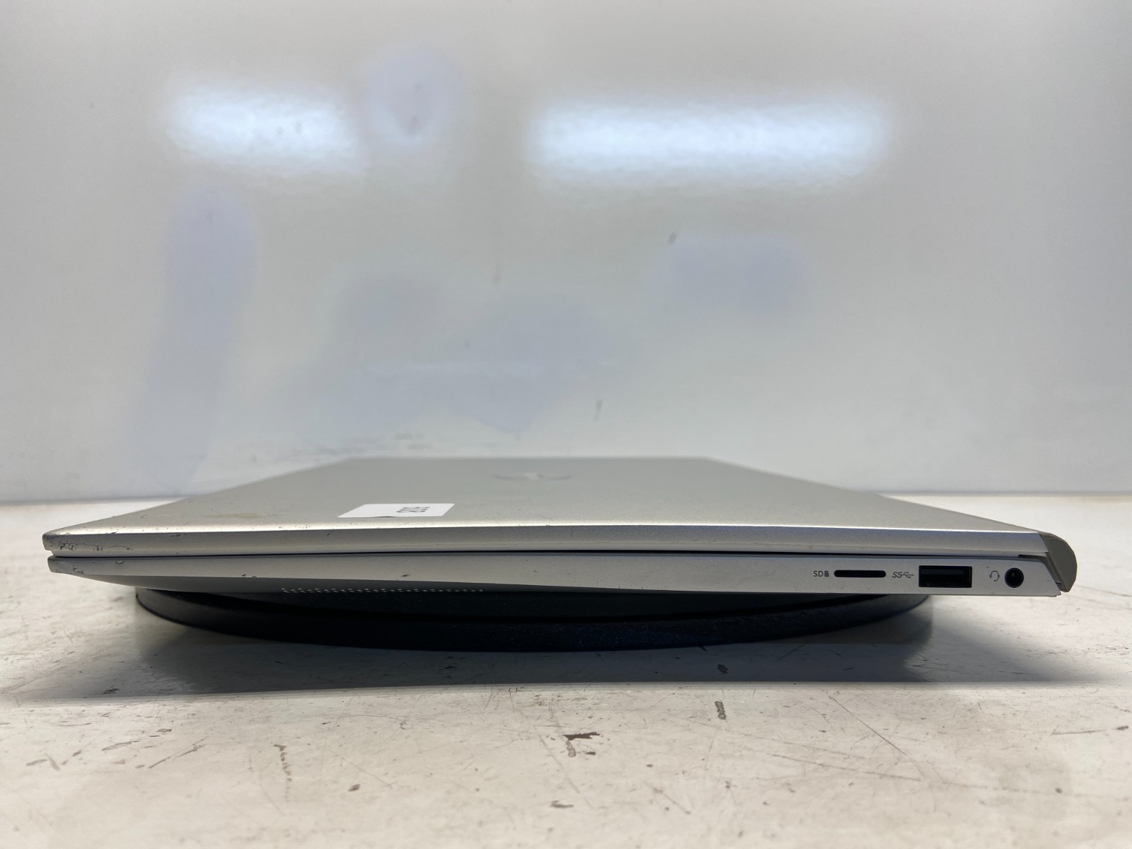 Dell Inspiron 5502 Intel i7-1165G7 2.8GHz 8 GB NO HDD