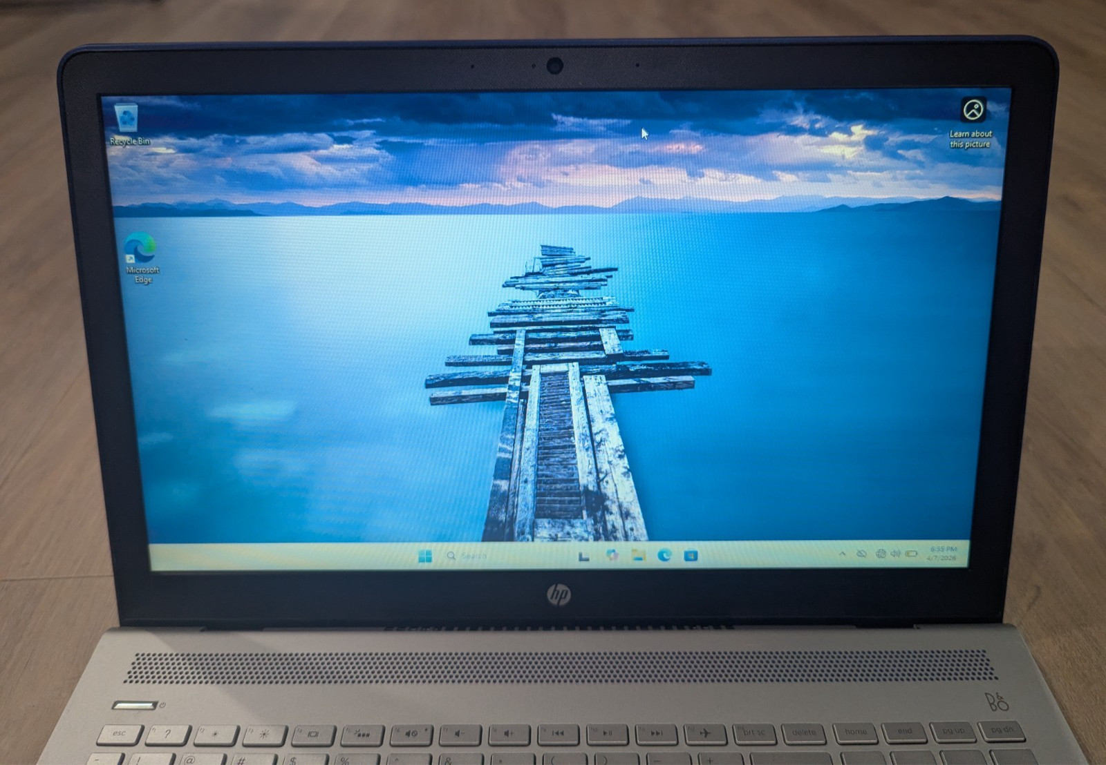 HP Pavilion 15-cc184cl /i5-8250U/12GB RAM/512GB SSD/W11 PRO w/ charger