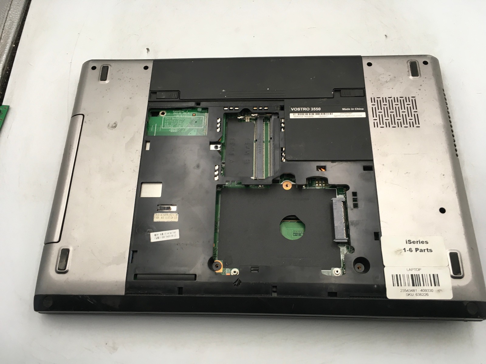 DELL VOSTRO 3550 – BOOTS TO BIOS – INTEL I3 2330M – NO RAM – 15″ – READ DESC-BB