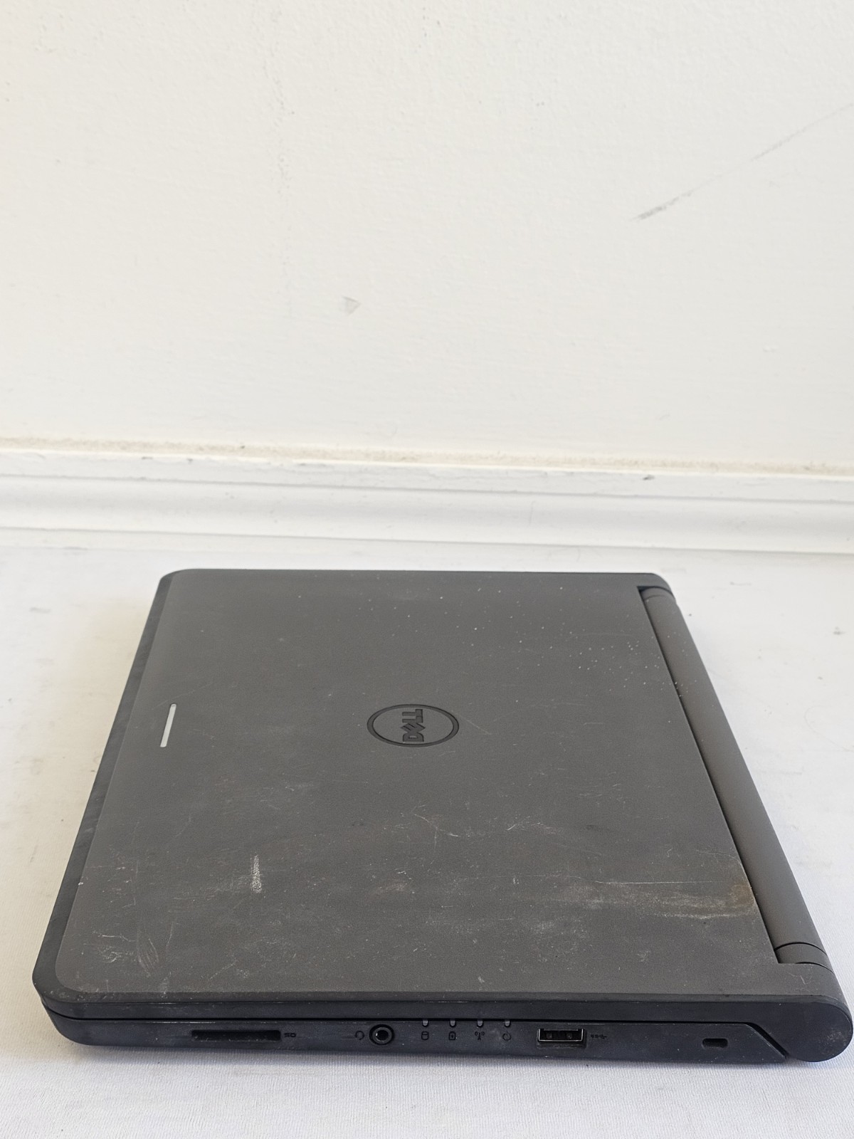 Dell Latitude 3350 Laptop – Intel Celeron 3125u – 8GB RAM – 500GB HDD – Win 10