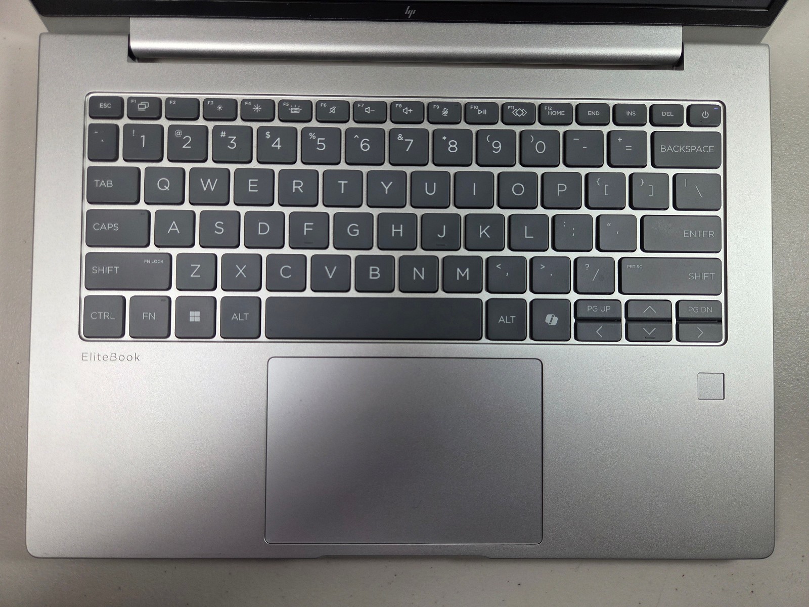 Hp EliteBook 6 G1a 14 16GB RAM 512GB SSD 14″ AMD Ryzen 5 PRO 230 Laptop