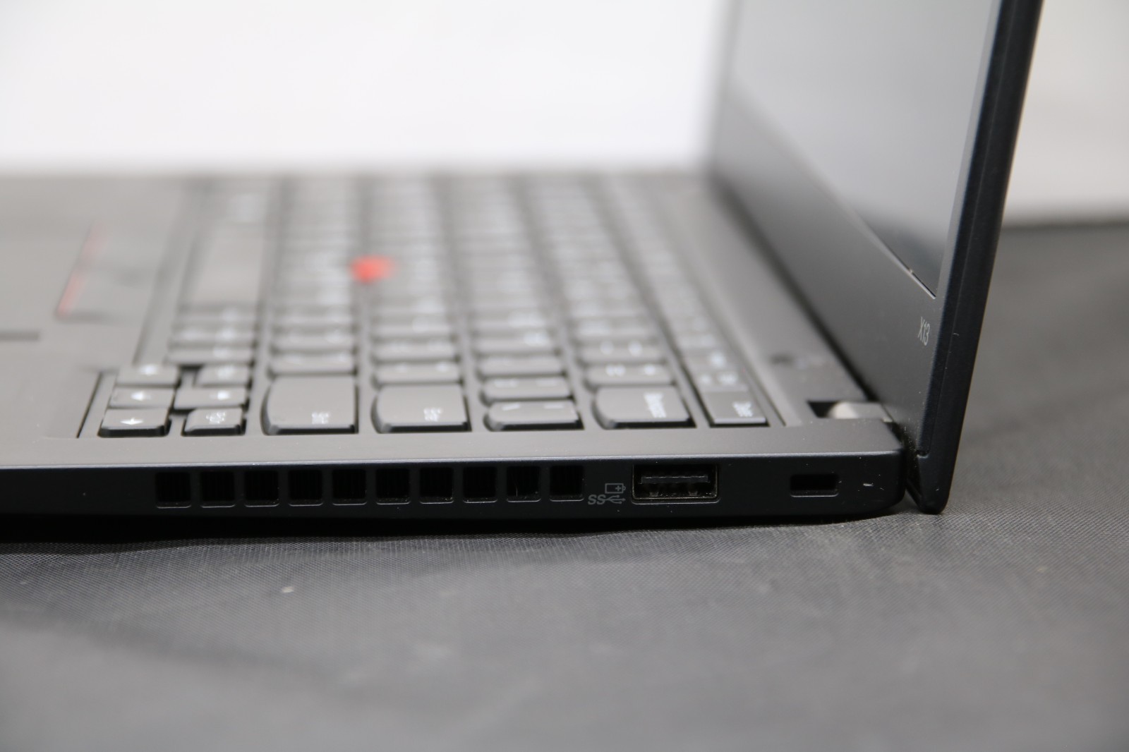 Lenovo ThinkPad X13 Gen 1 – i5-10310U – 16GB, 256GB, Win 11 +ADP *Bad USB Ports*