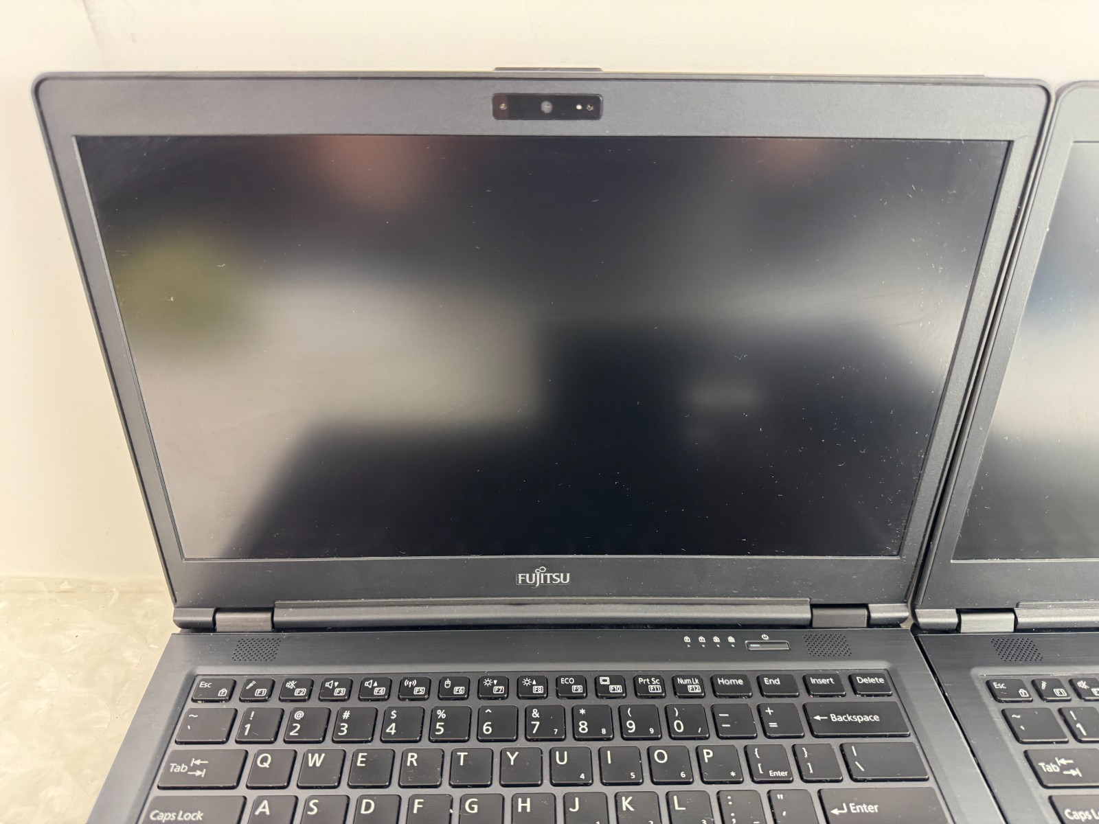 Lot 3 Fujitsu LifeBook U748 i5-8350U 8GB No SSD/OS/AC Laptops