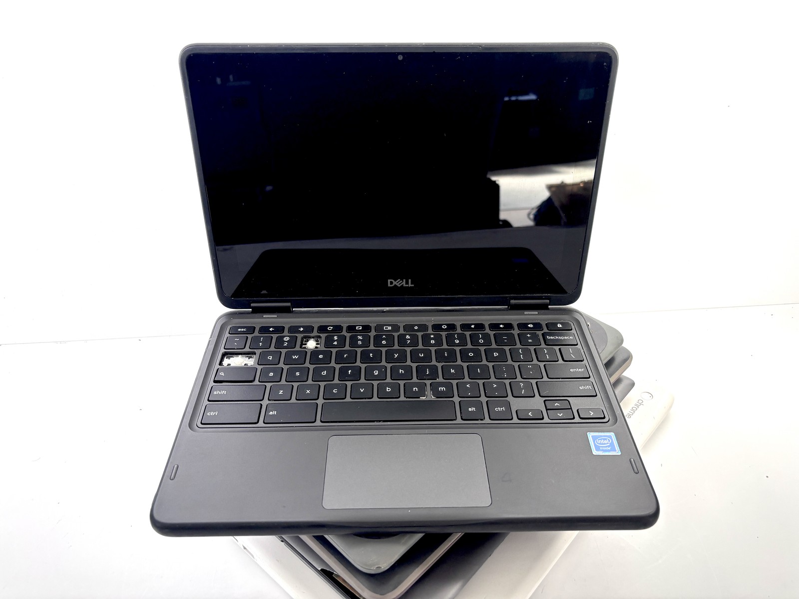 LOT x8: Mixed Chromebooks – ASUS, Acer, Lenovo, Dell, HP