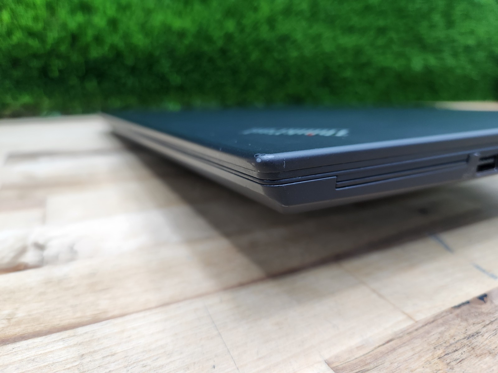 Lenovo ThinkPad T490 14″ FHD i5-8365U 1.6GHz 16GB 256GB SSD Windows 11 Pro READ~