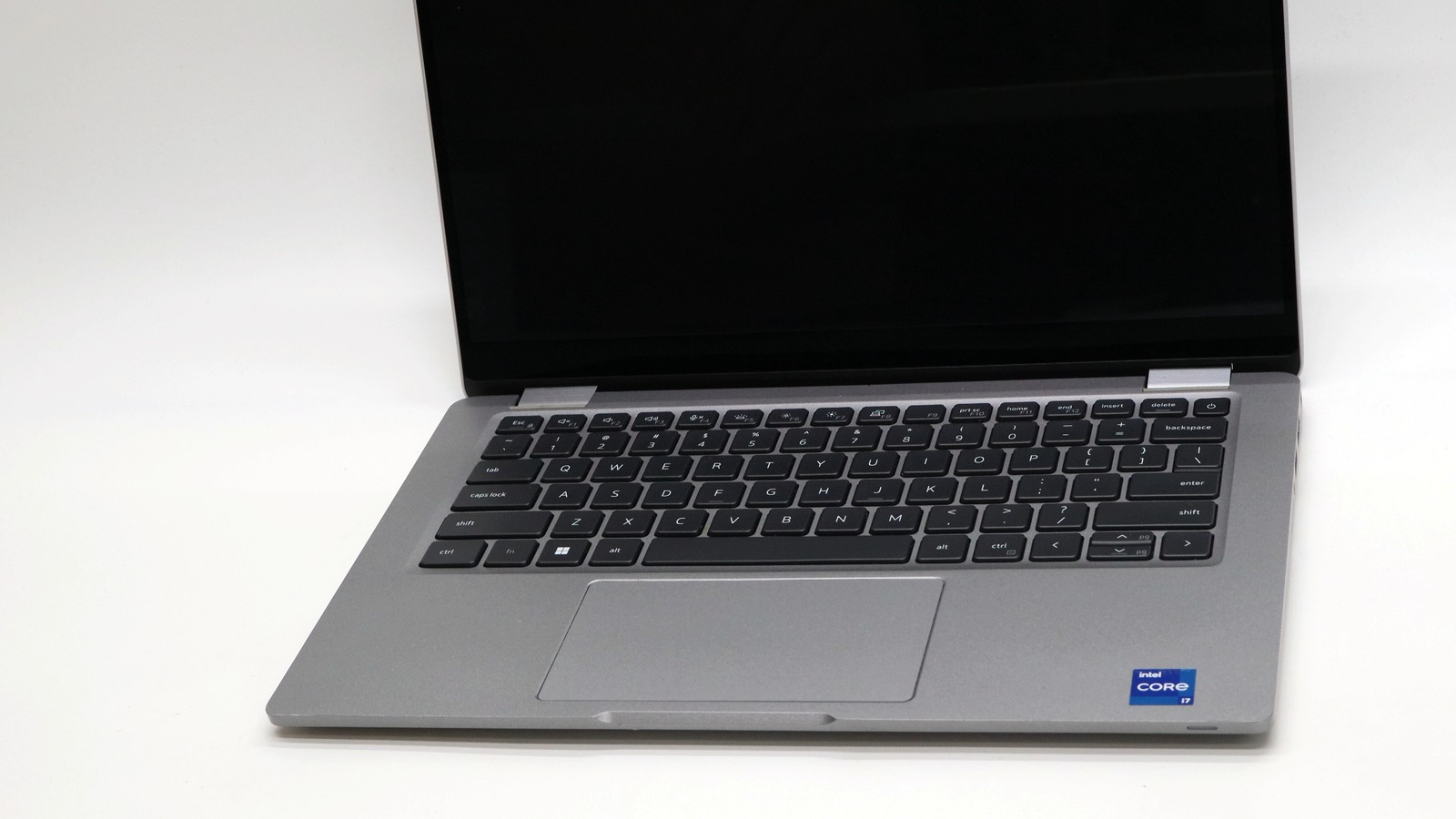 Dell Latitude 5330 13″ i7-1265u 16GB 512GB – Very Good