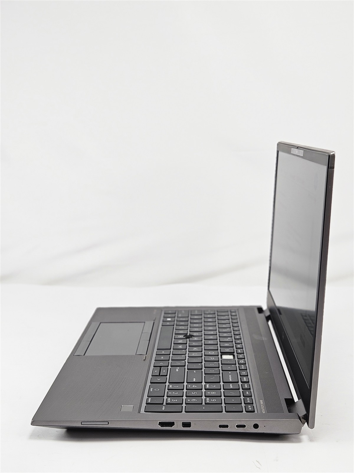 HP ZBook Fury 15 G8 Intel Core i9-11950H 32GB 1TB SSD 15.6″ RTX A4000 No ‘0’Key
